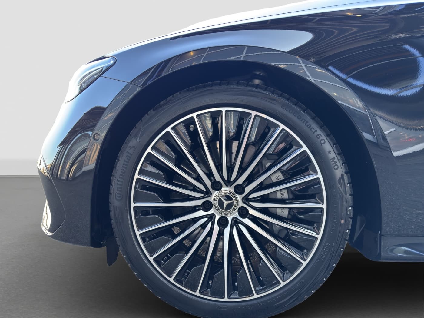 Mercedes-Benz E 200 Bild 19