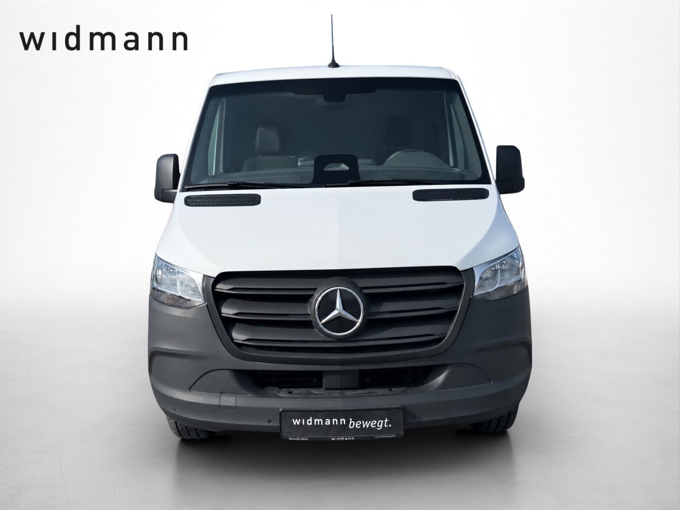Mercedes-Benz eSprinter 314 Kasten flach L2/H1 Bild 2