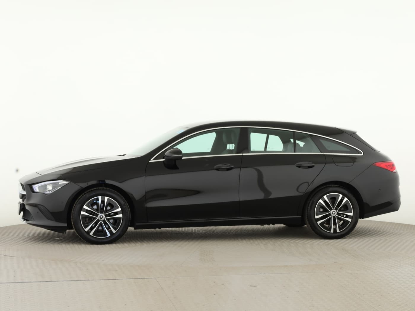Mercedes-Benz CLA 250 4M SB Bild 7