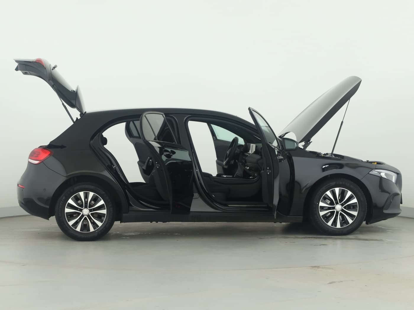 Mercedes-Benz A 180 d Bild 8