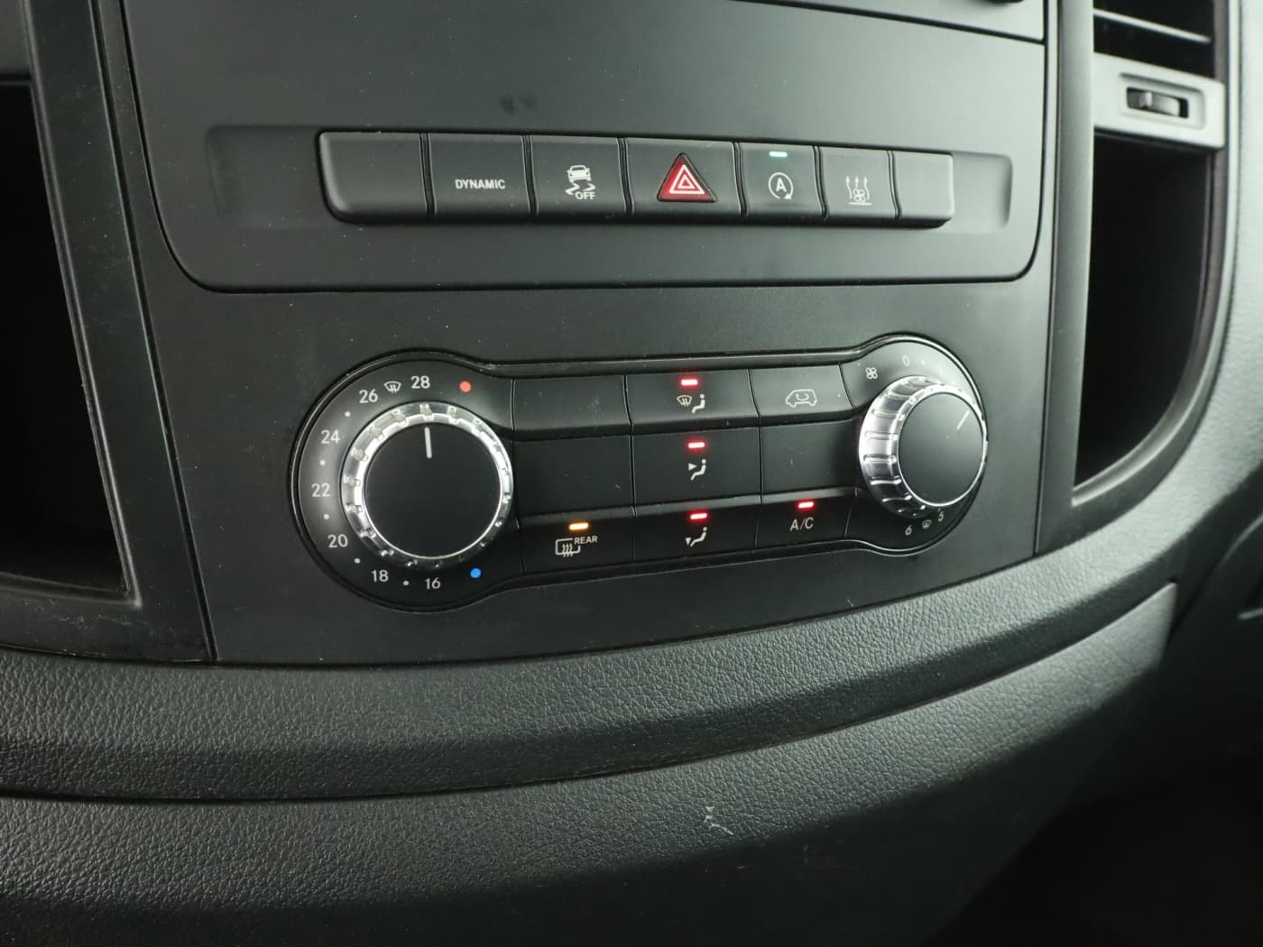 Mercedes-Benz Vito 119 CDI 4x4 Kasten Kompakt Bild 14