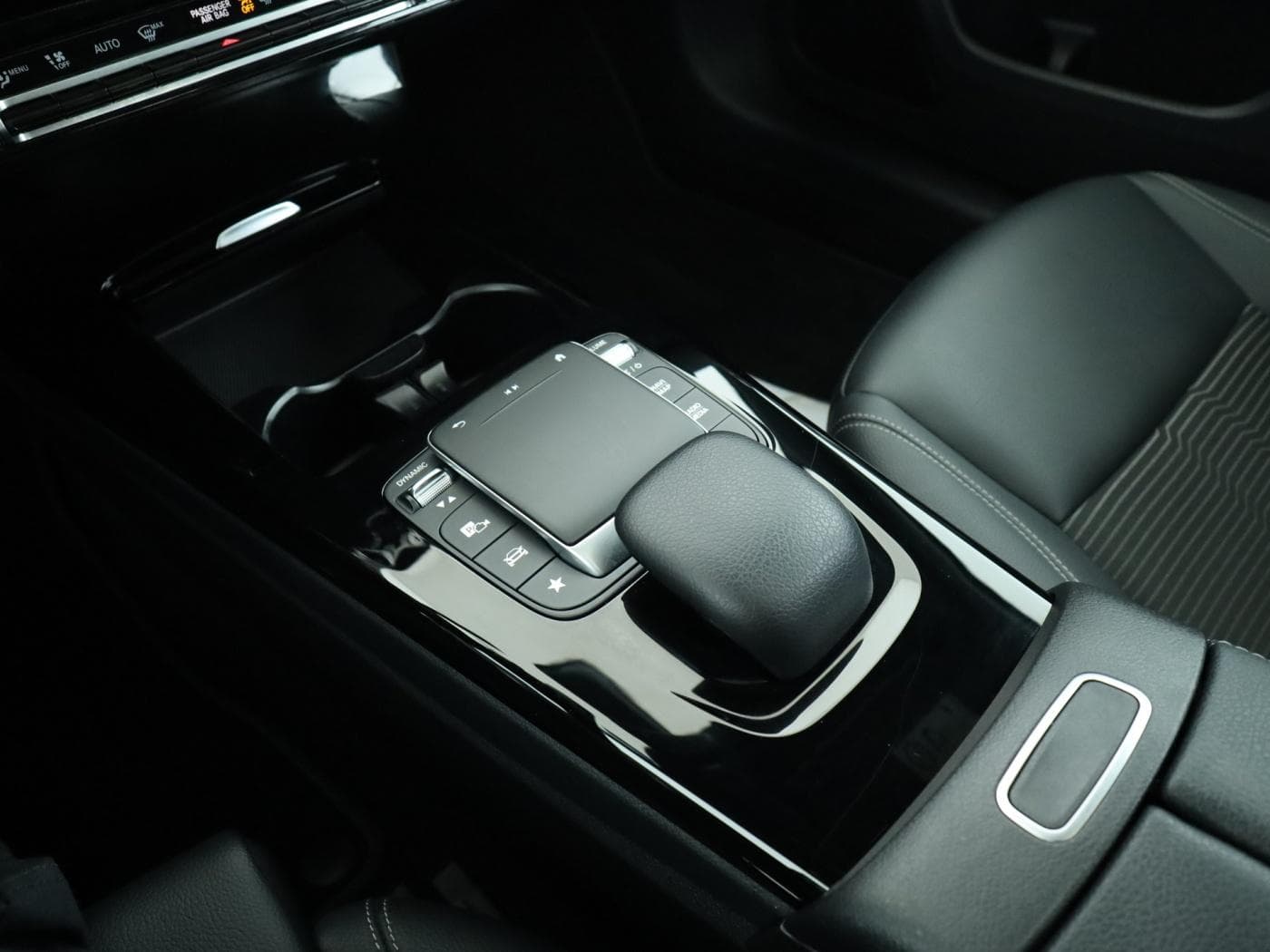 Mercedes-Benz A 250 e Bild 15