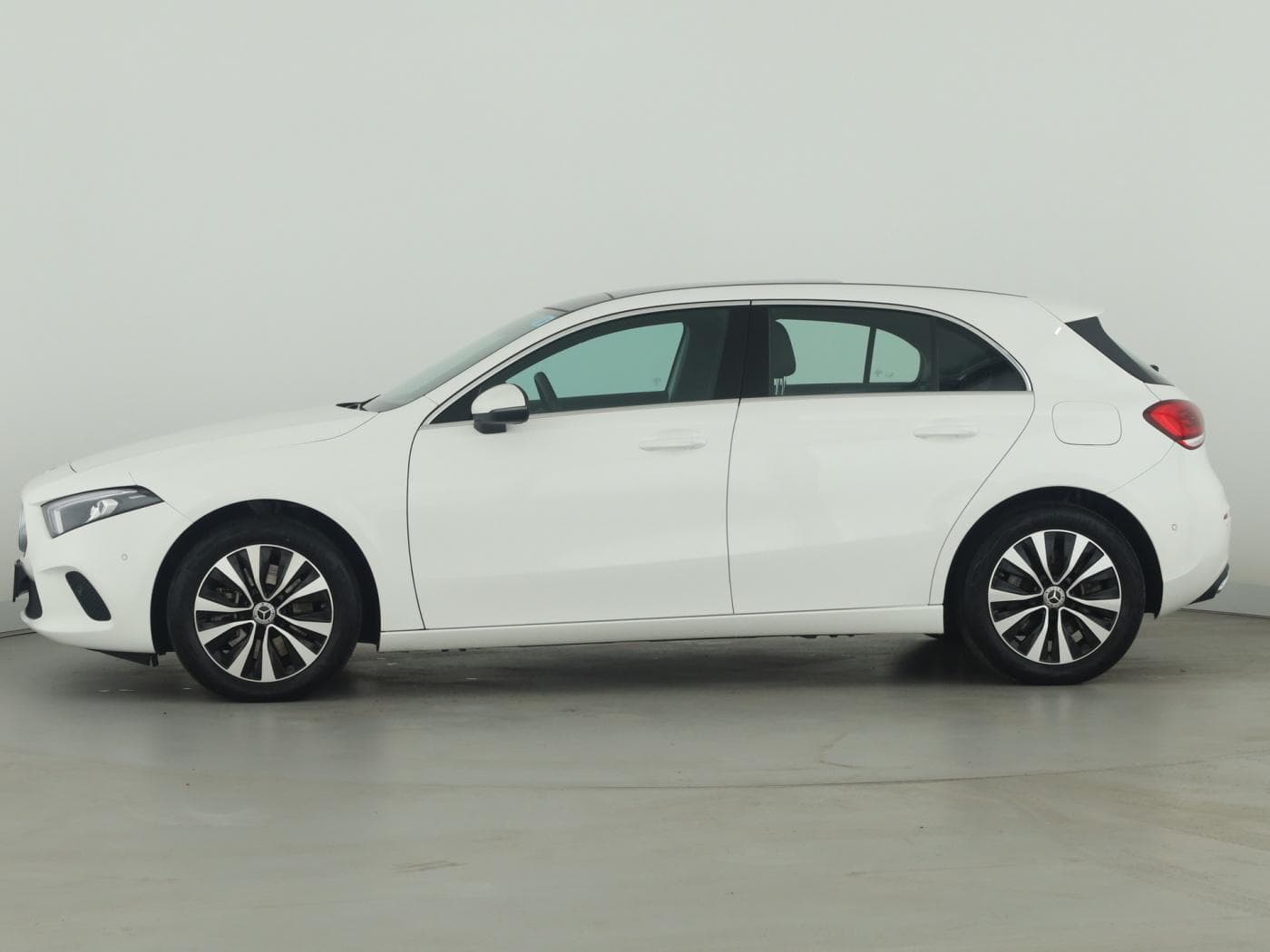 Mercedes-Benz A 250 e Bild 7