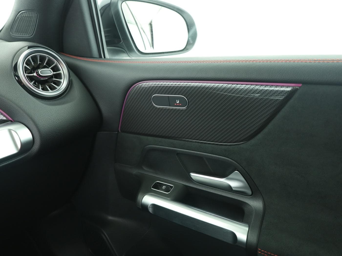 Mercedes-Benz GLB 220 d 4MATIC Bild 16