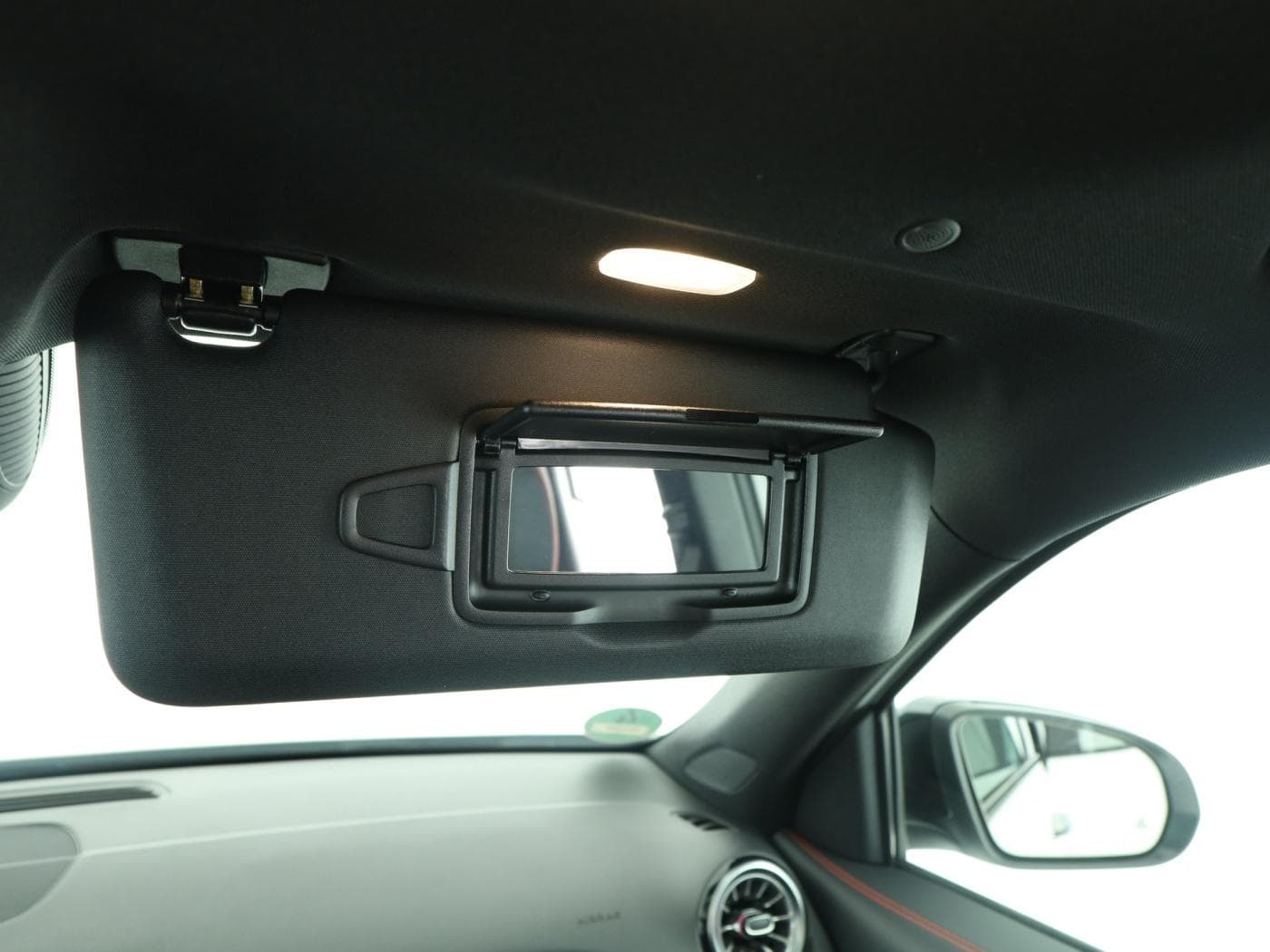 Mercedes-Benz GLB 220 d 4MATIC Bild 24