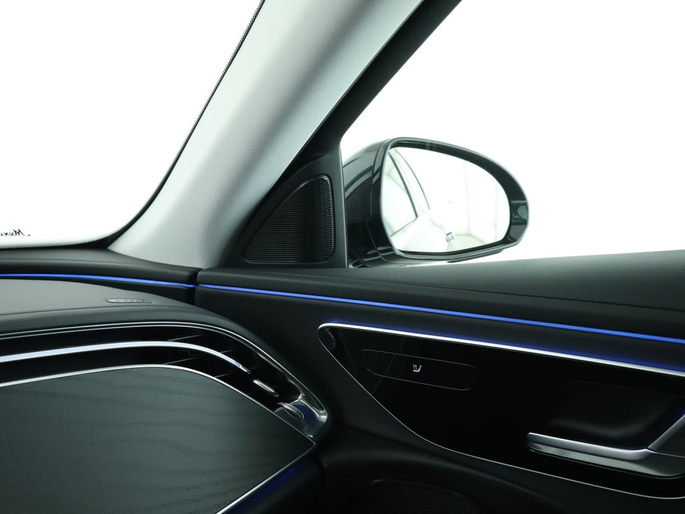 Mercedes-Benz E 220 d T Bild 16