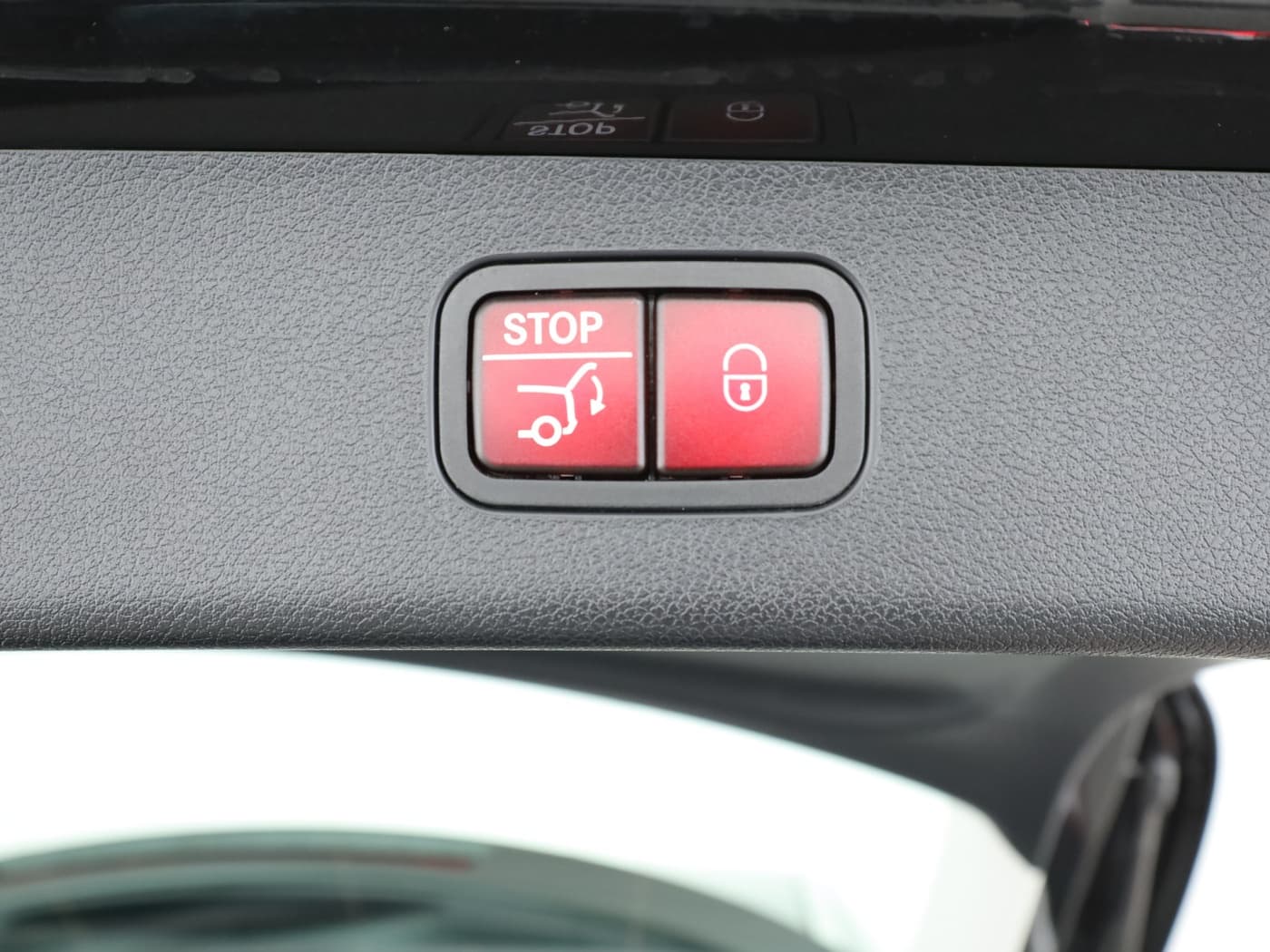 Mercedes-Benz E 220 d T Bild 24
