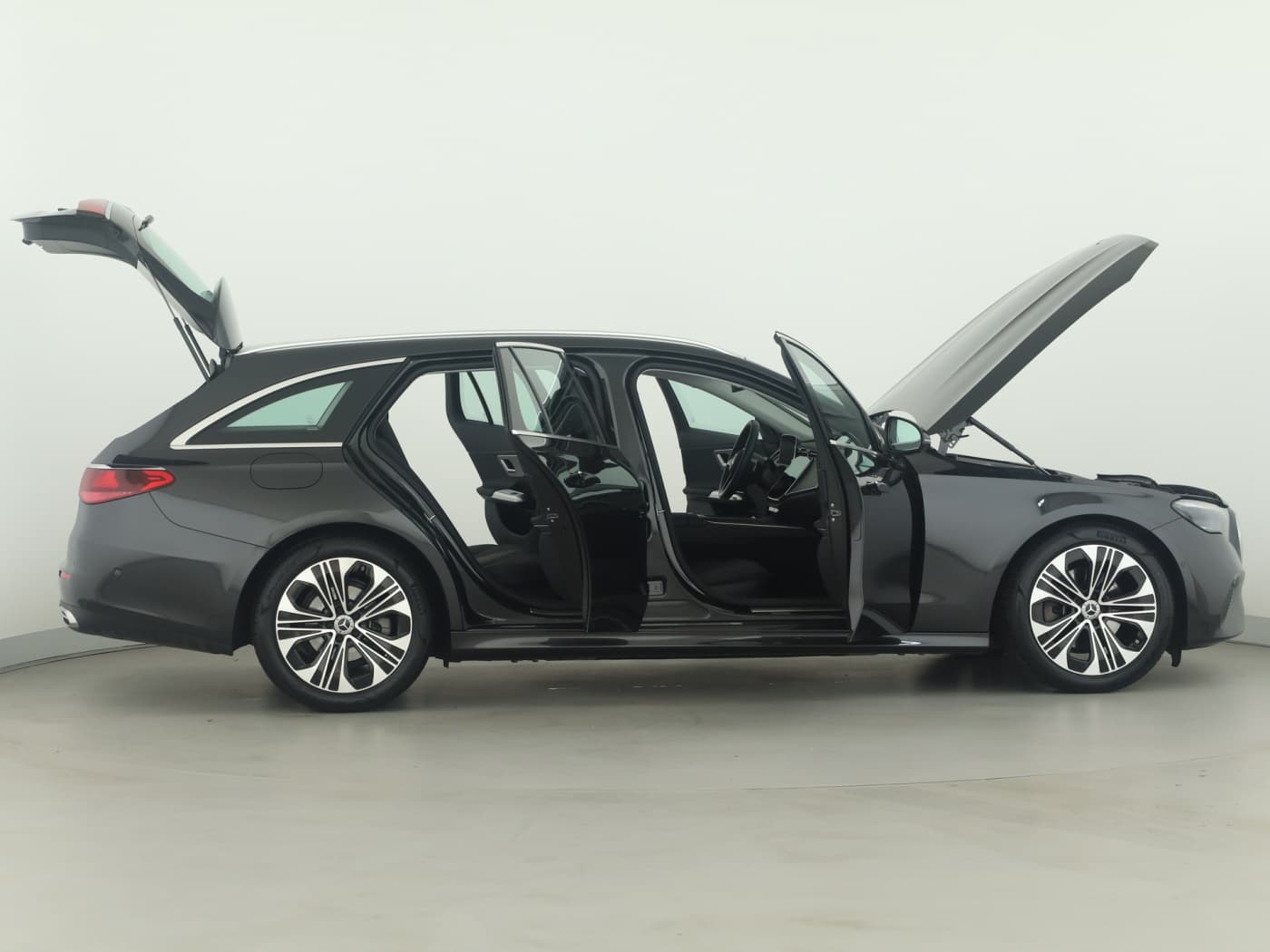 Mercedes-Benz E 220 d T Bild 8
