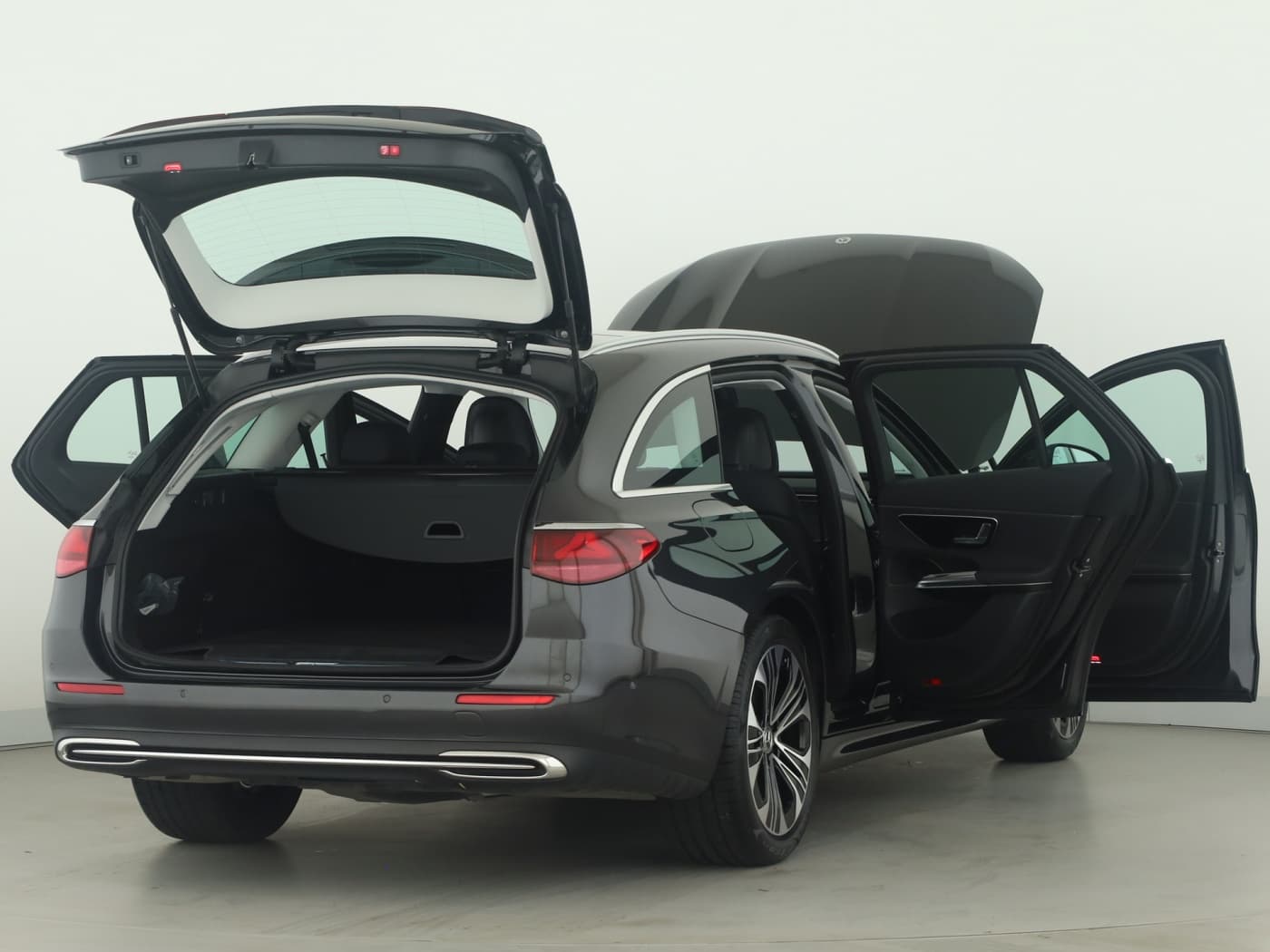 Mercedes-Benz E 220 d T Bild 9