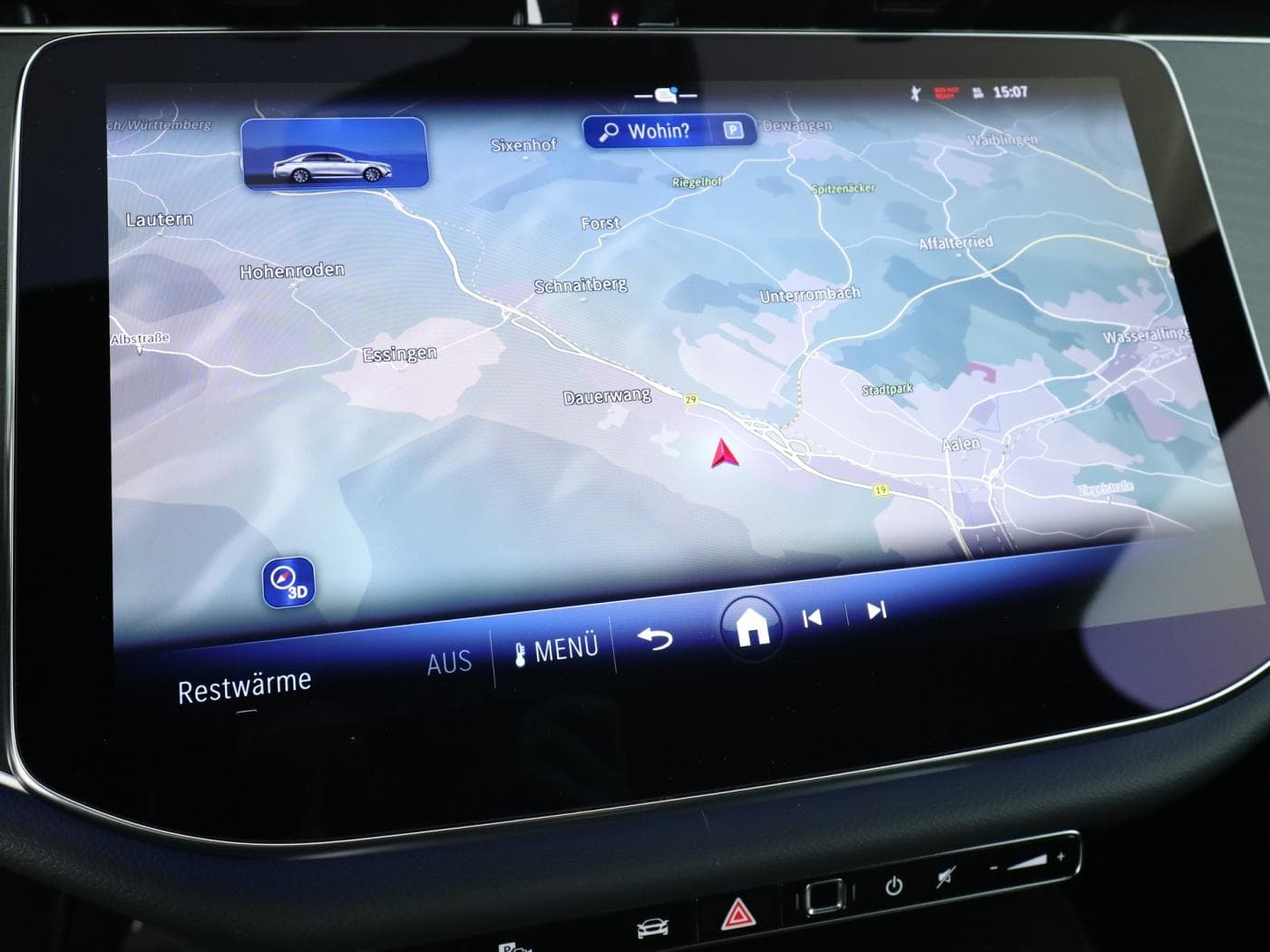 Mercedes-Benz E 220 d Bild 13