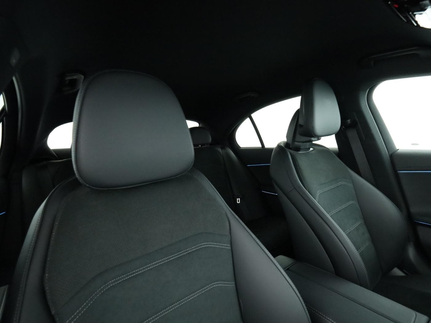 Mercedes-Benz E 220 d Bild 21