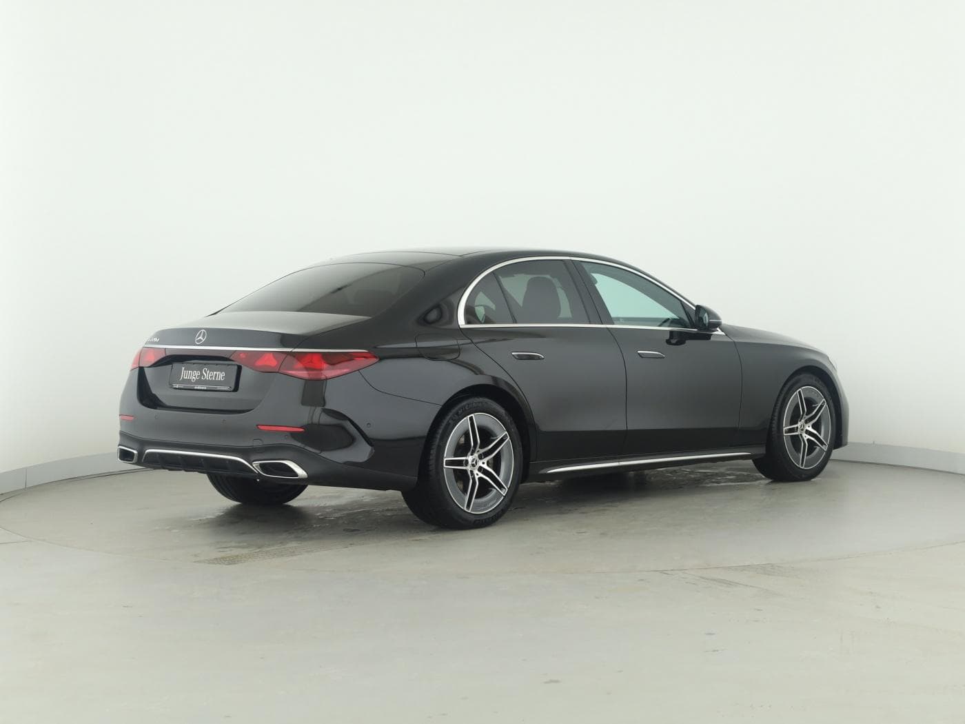 Mercedes-Benz E 220 d Bild 6