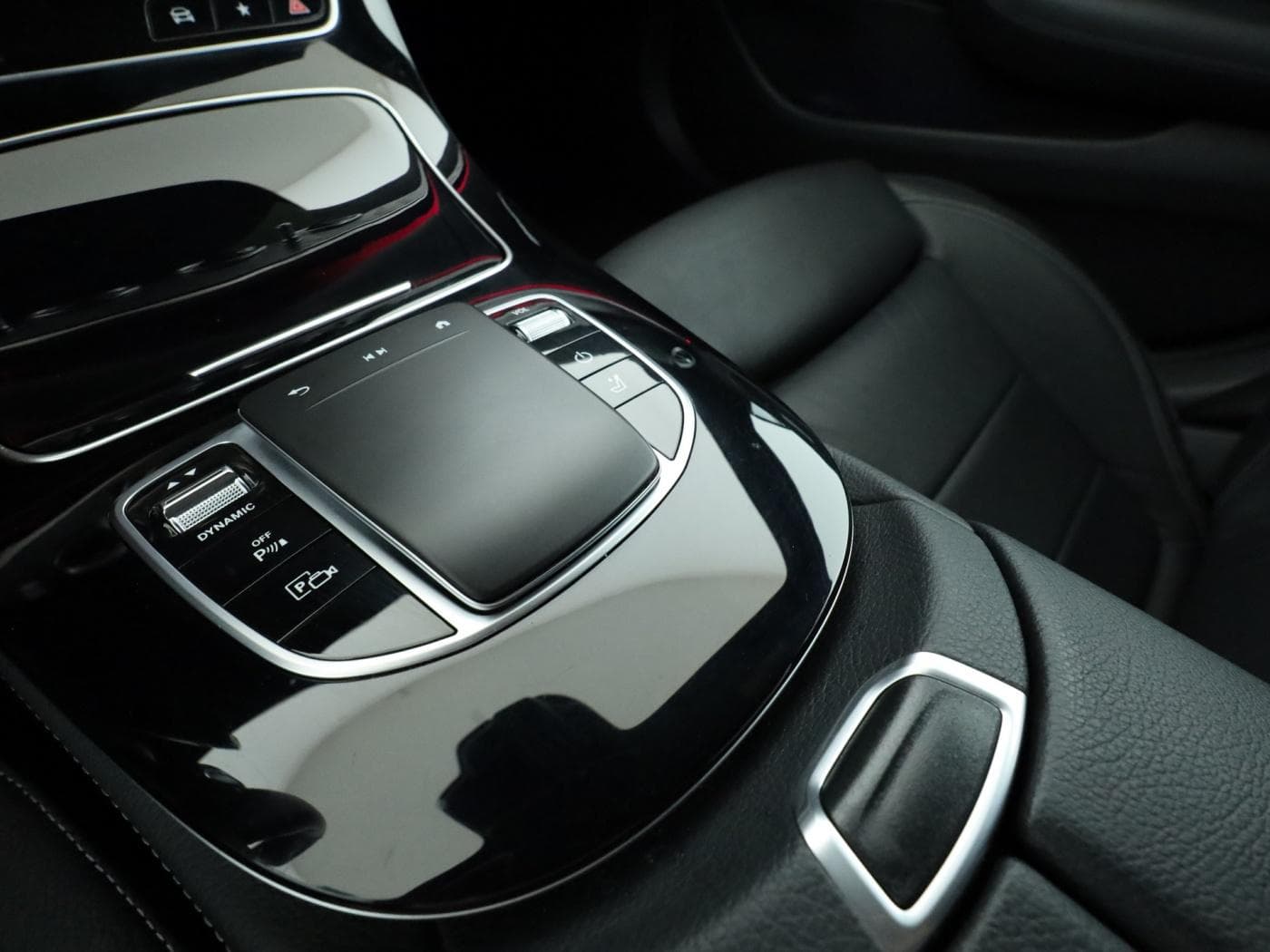 Mercedes-Benz E 300 de T Bild 15