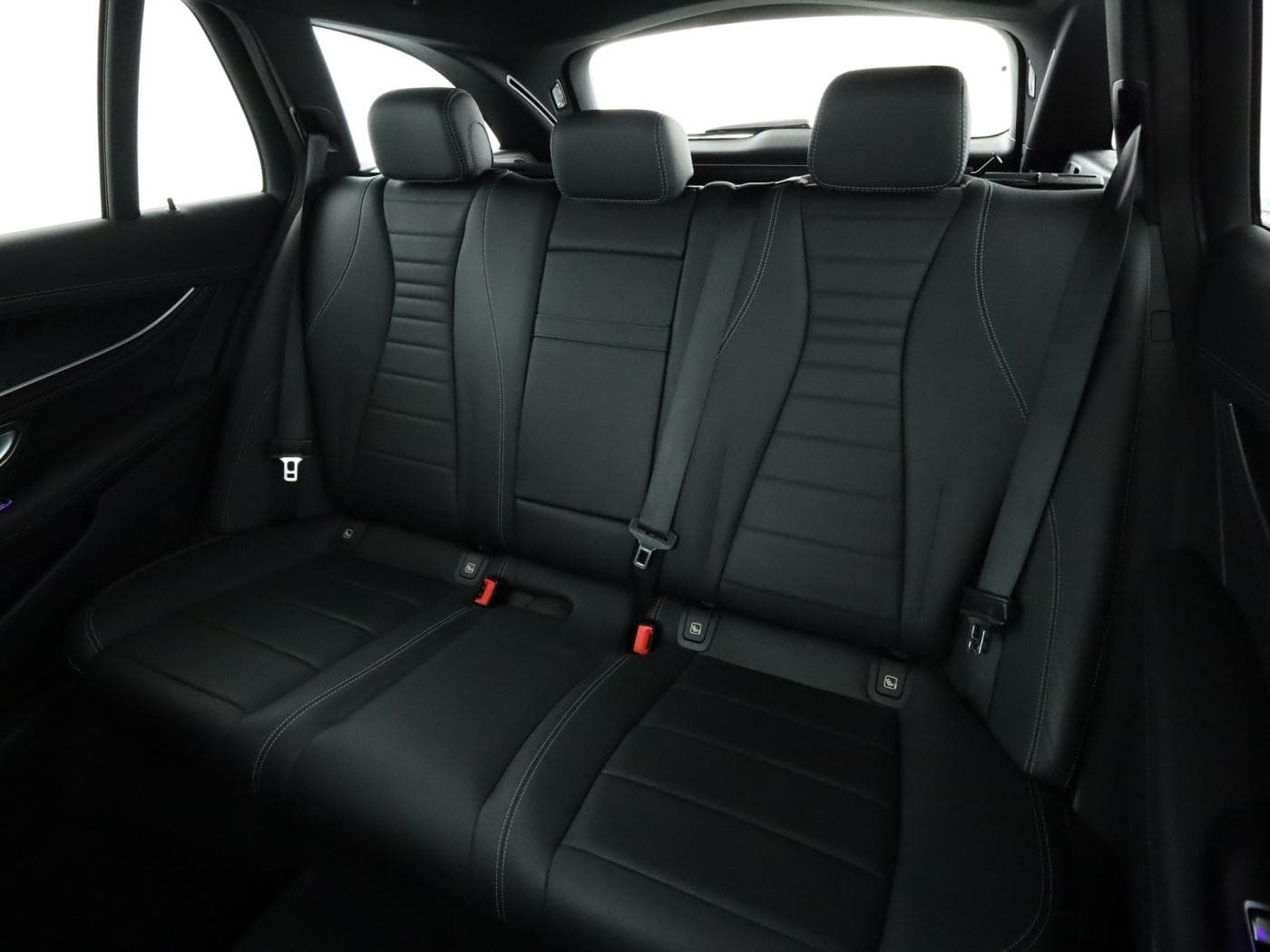 Mercedes-Benz E 300 de T Bild 18