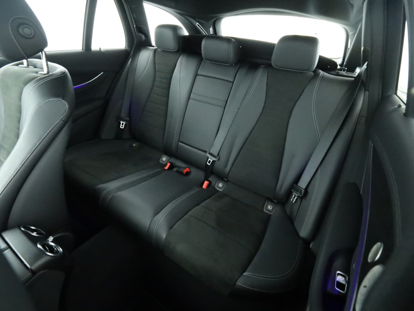 Mercedes-Benz E 300 de T Bild 18