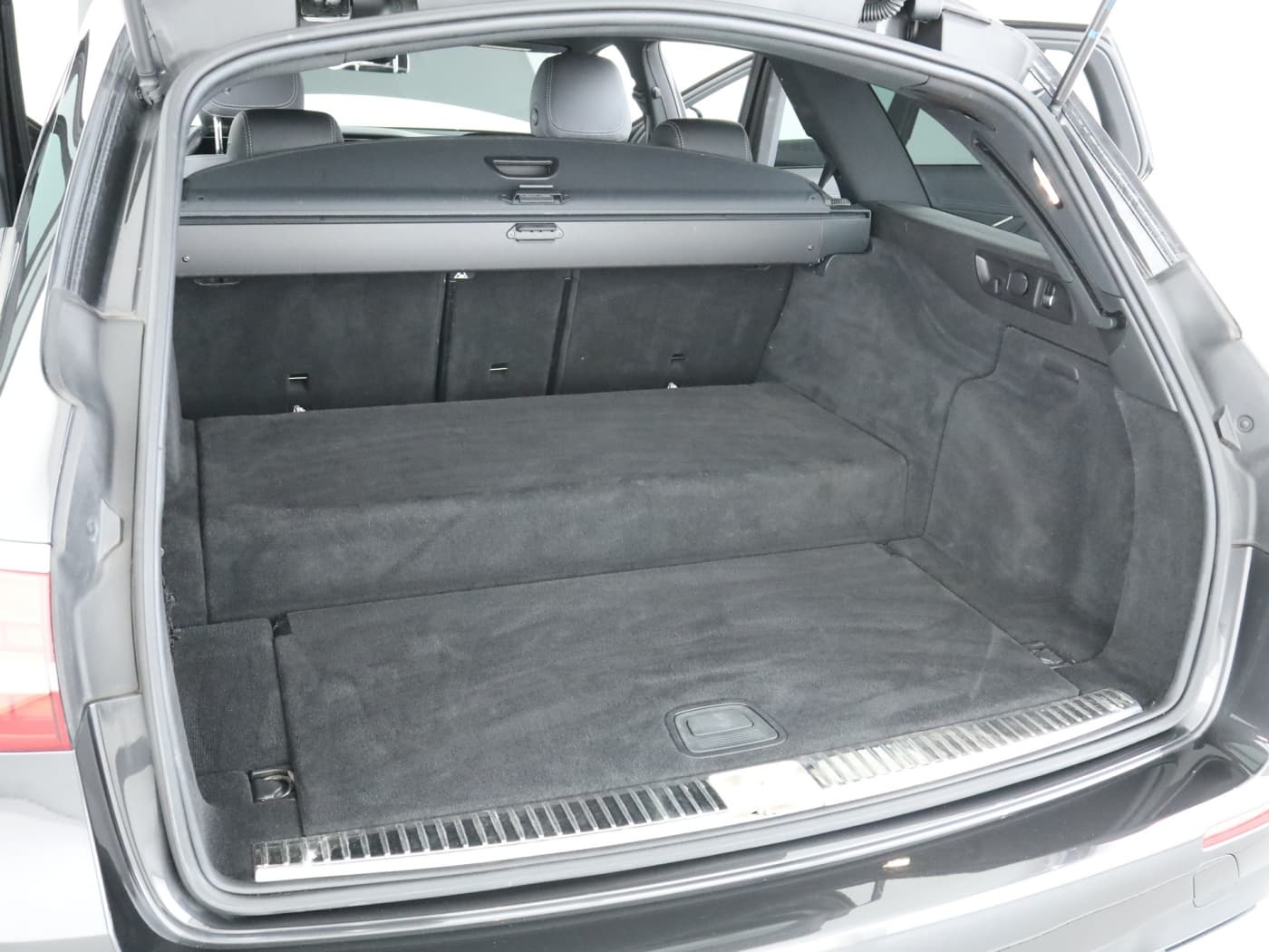 Mercedes-Benz E 300 de T Bild 22