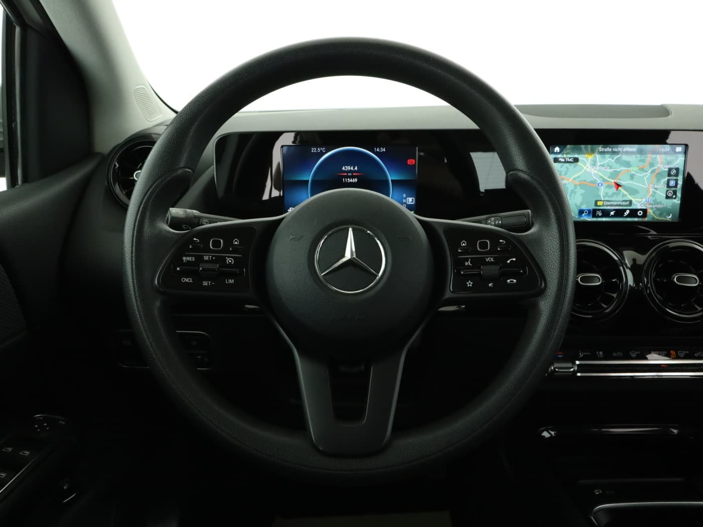 Mercedes-Benz B 250 e Bild 11