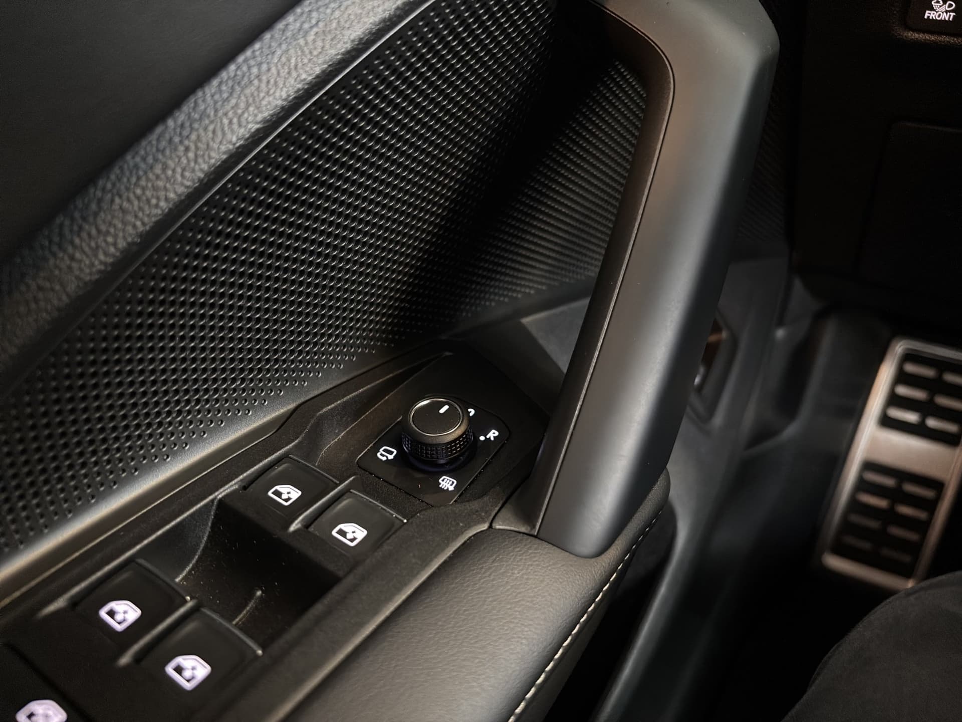 Volkswagen Tiguan Life GOAL 1.5 eTSI 150 PS DSG AHK NAVI ACC Bild 23