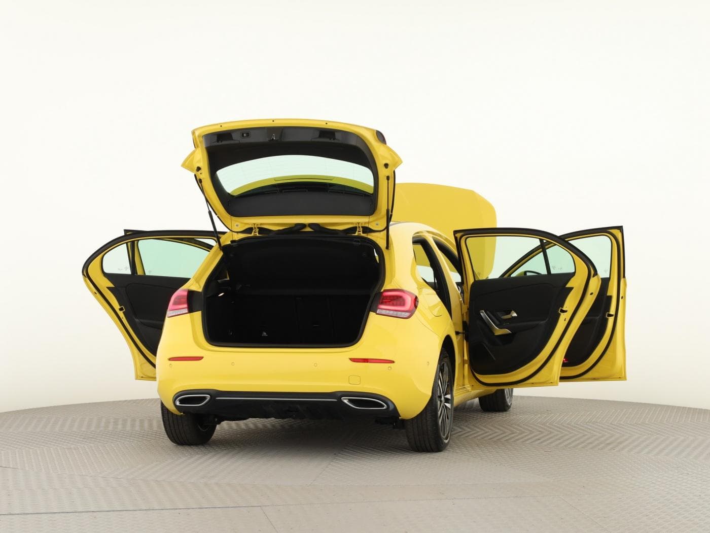 Mercedes-Benz A 250 e Bild 9