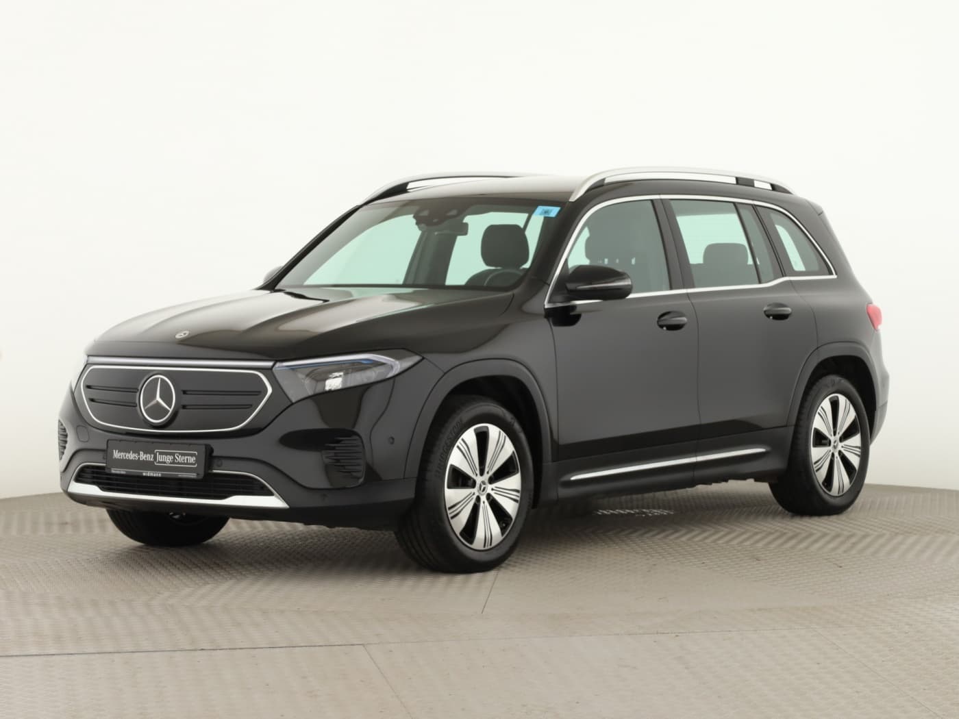 Mercedes-Benz EQB 300 4M Bild 5