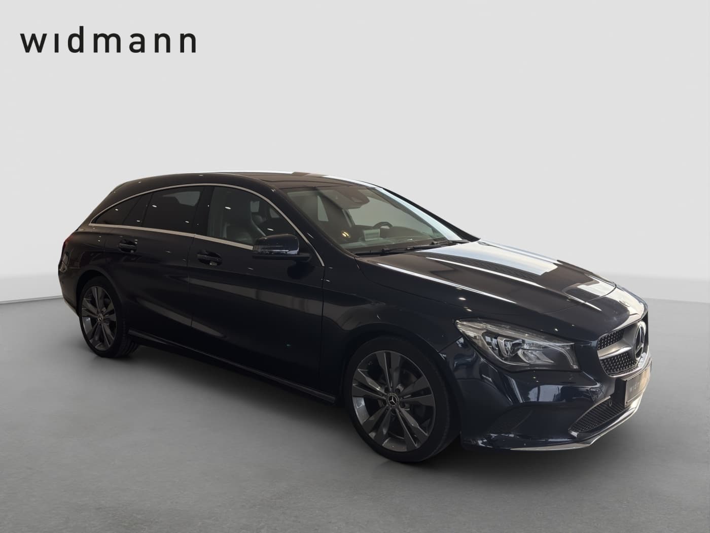 Mercedes-Benz CLA 220 4M SB Bild 7