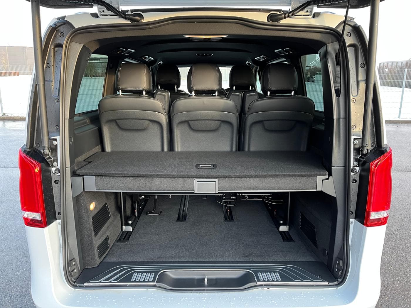 Mercedes-Benz V-Klasse V 300 d 4MATIC AVANTGARDE EDITION Lang Bild 12