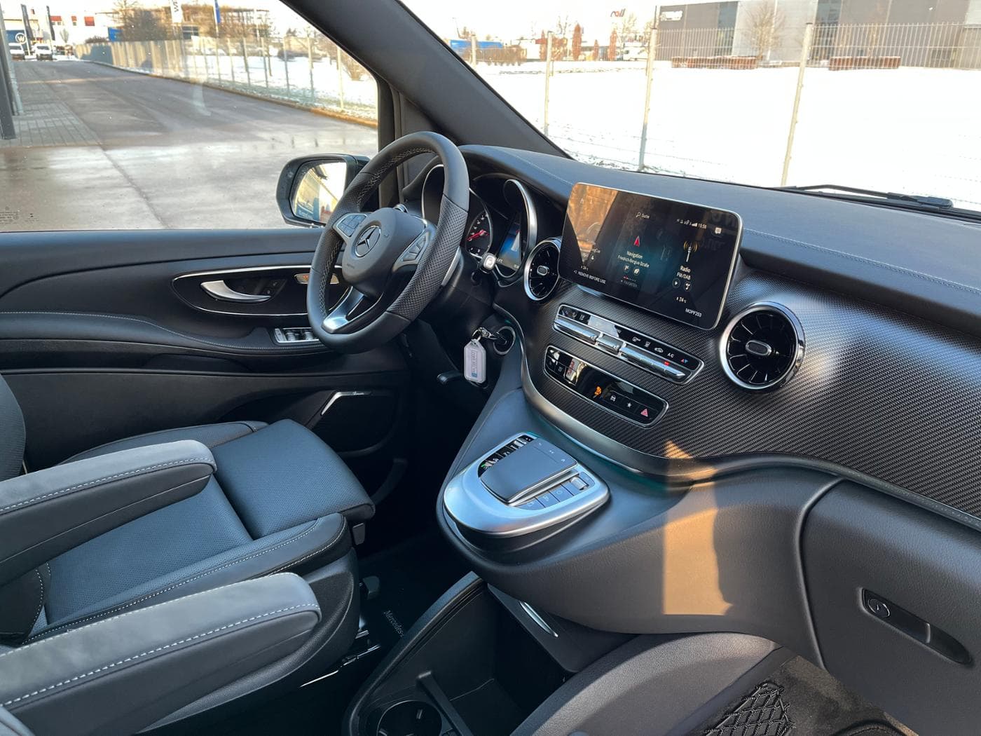 Mercedes-Benz V-Klasse V 300 d 4MATIC AVANTGARDE EDITION Lang Bild 8