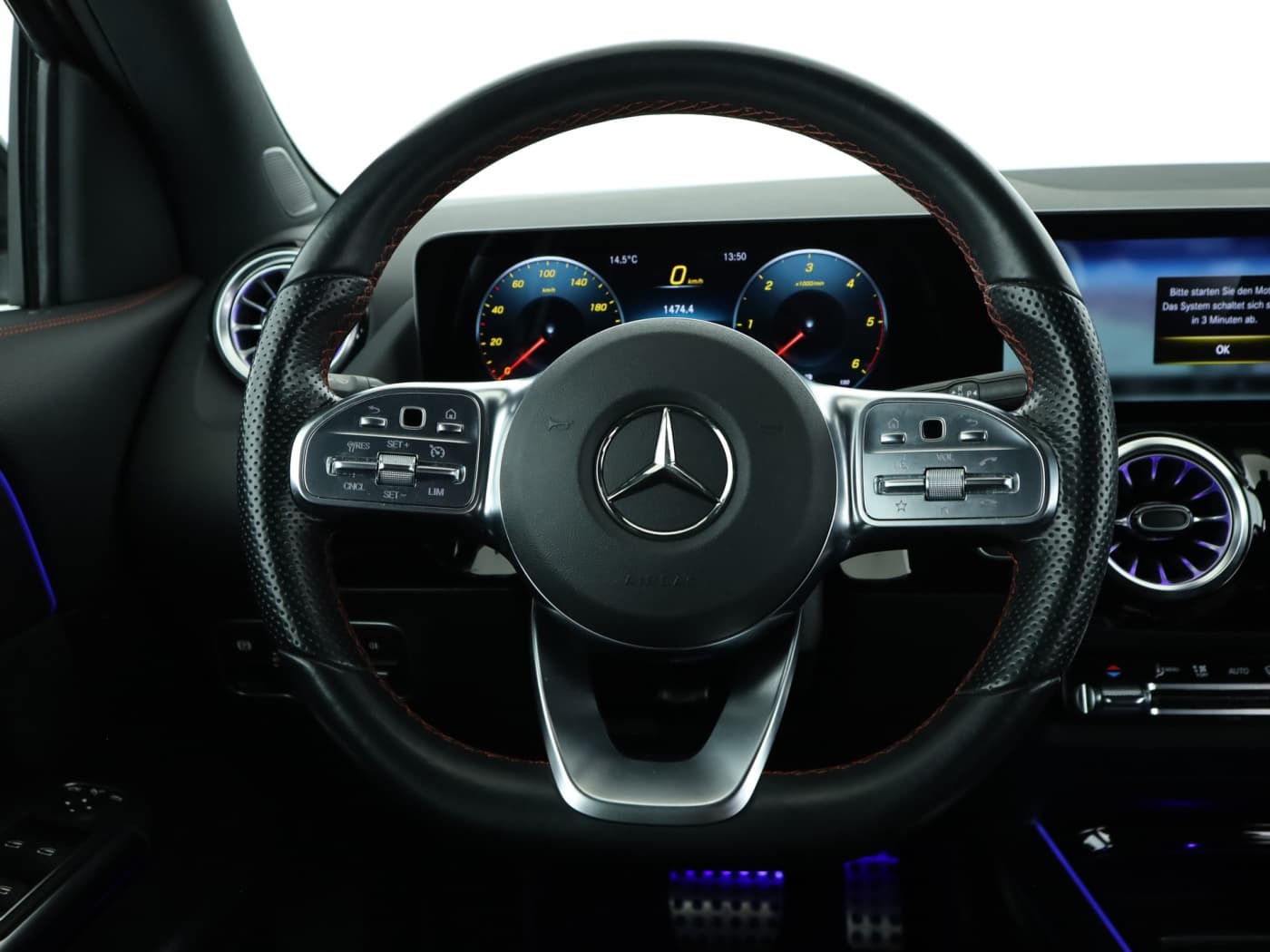 Mercedes-Benz GLA 200 d 4M Bild 11