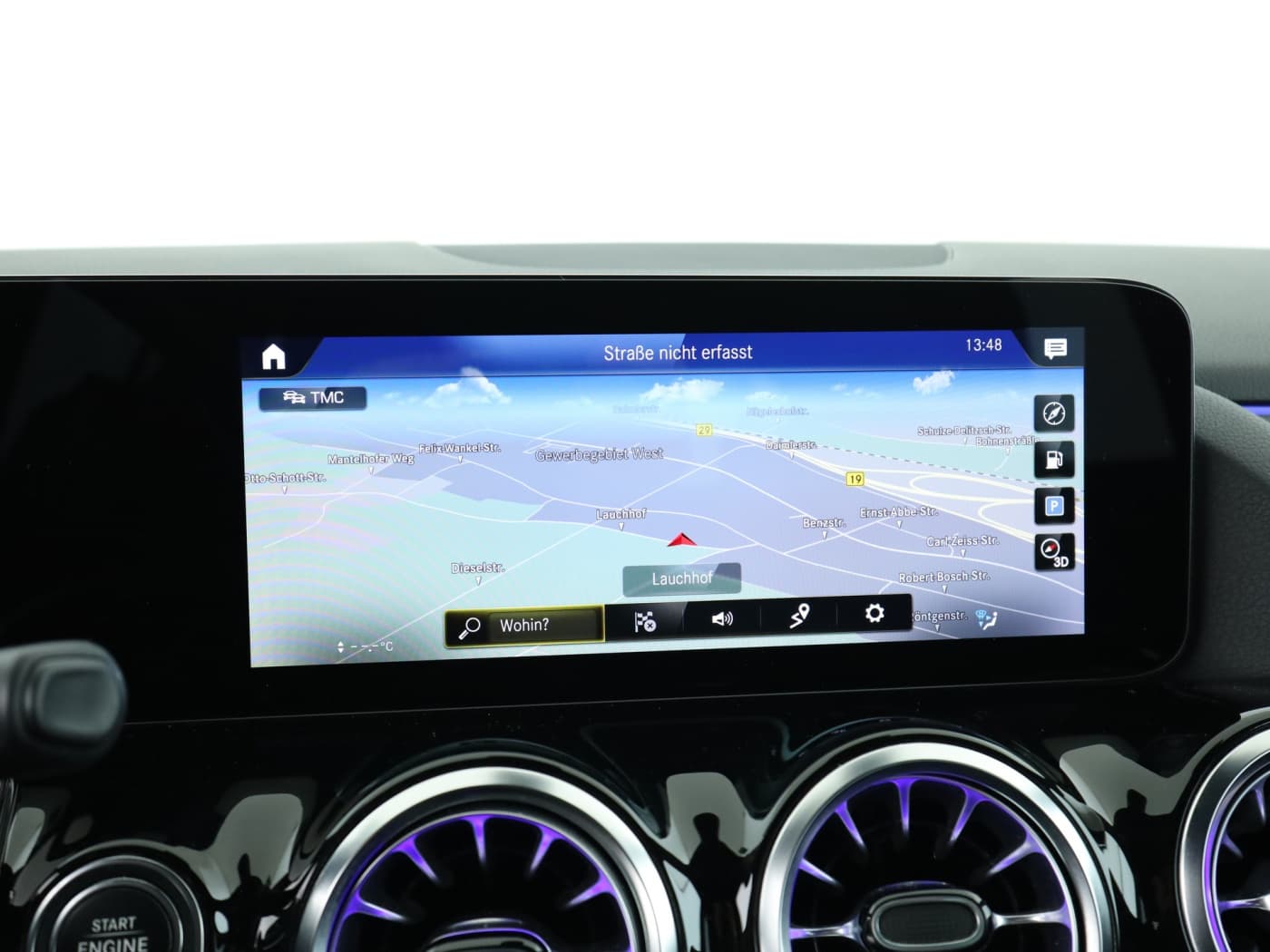 Mercedes-Benz GLA 200 d 4M Bild 13