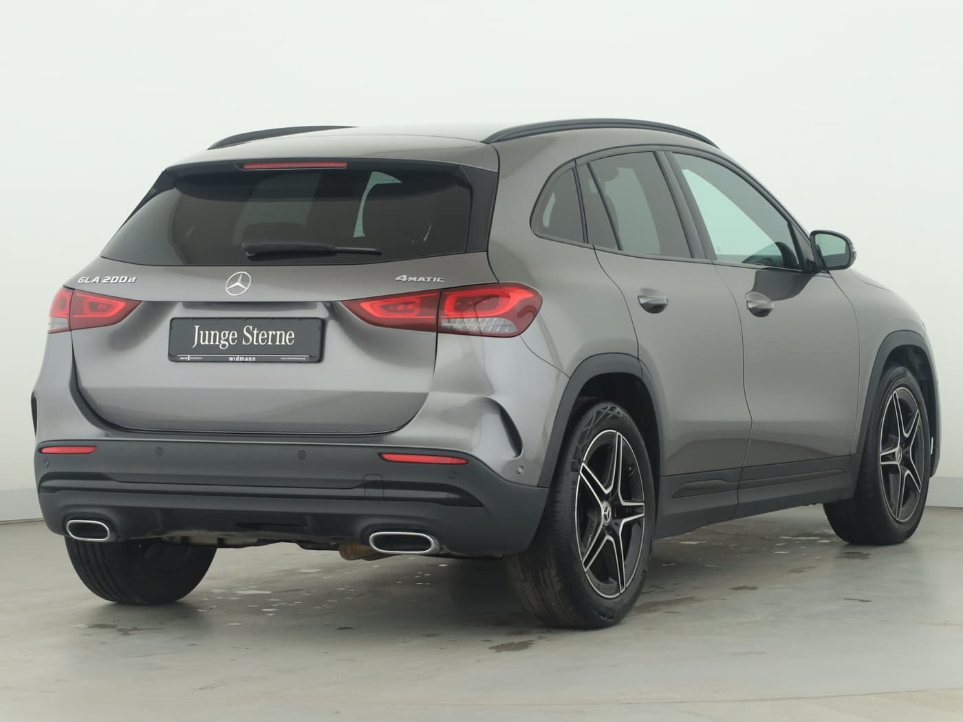 Mercedes-Benz GLA 200 d 4M Bild 2