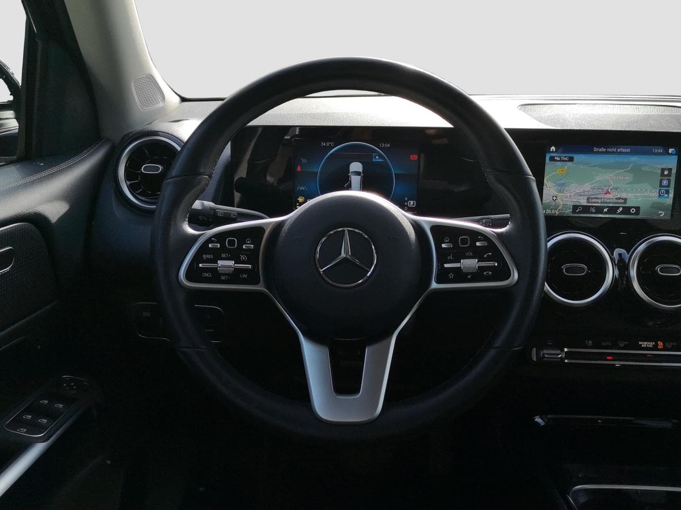 Mercedes-Benz GLB 220 d Bild 10
