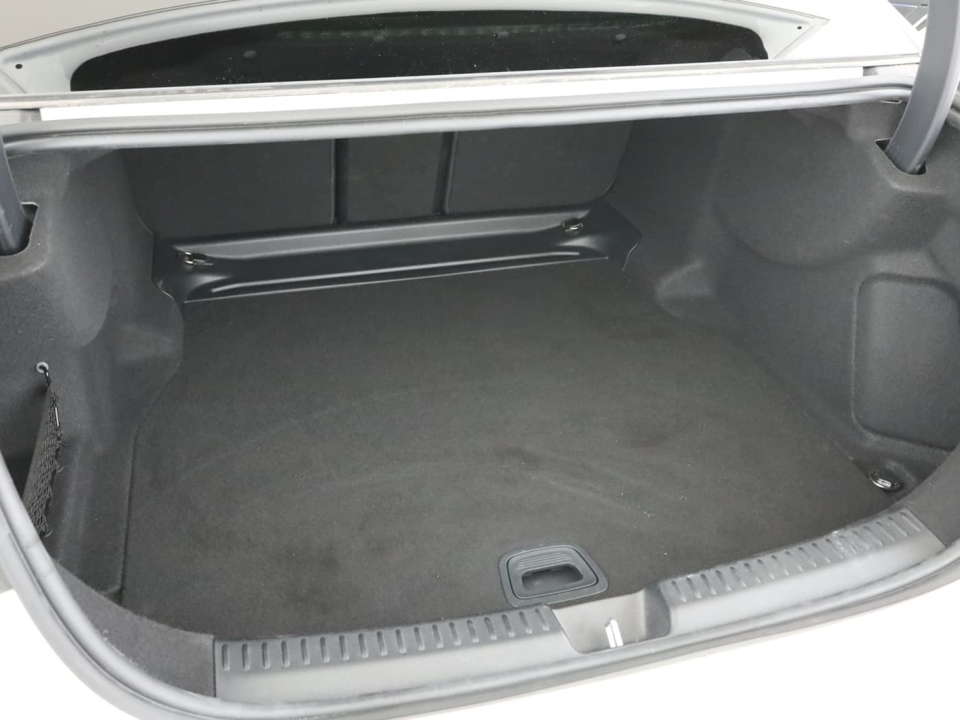 Mercedes-Benz E 200 Bild 22