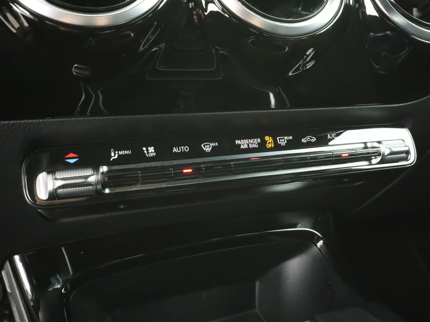 Mercedes-Benz A 250 e Bild 14
