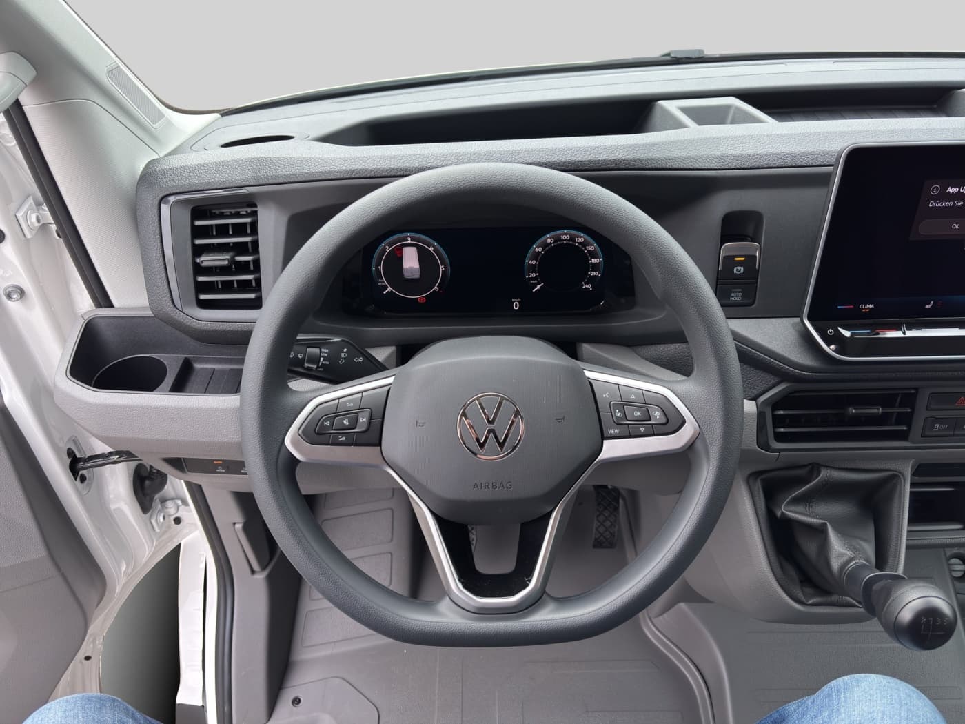 Volkswagen Crafter 35 2.0 TDI 120 KW Kasten MR/ND Bild 10