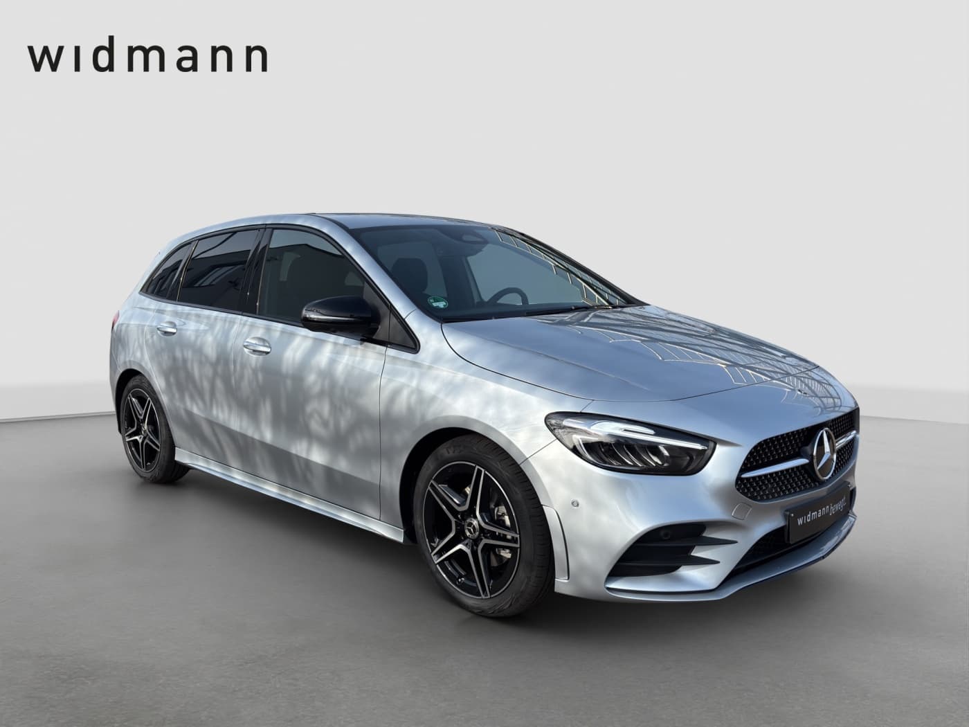 Mercedes-Benz B 180 Bild 7