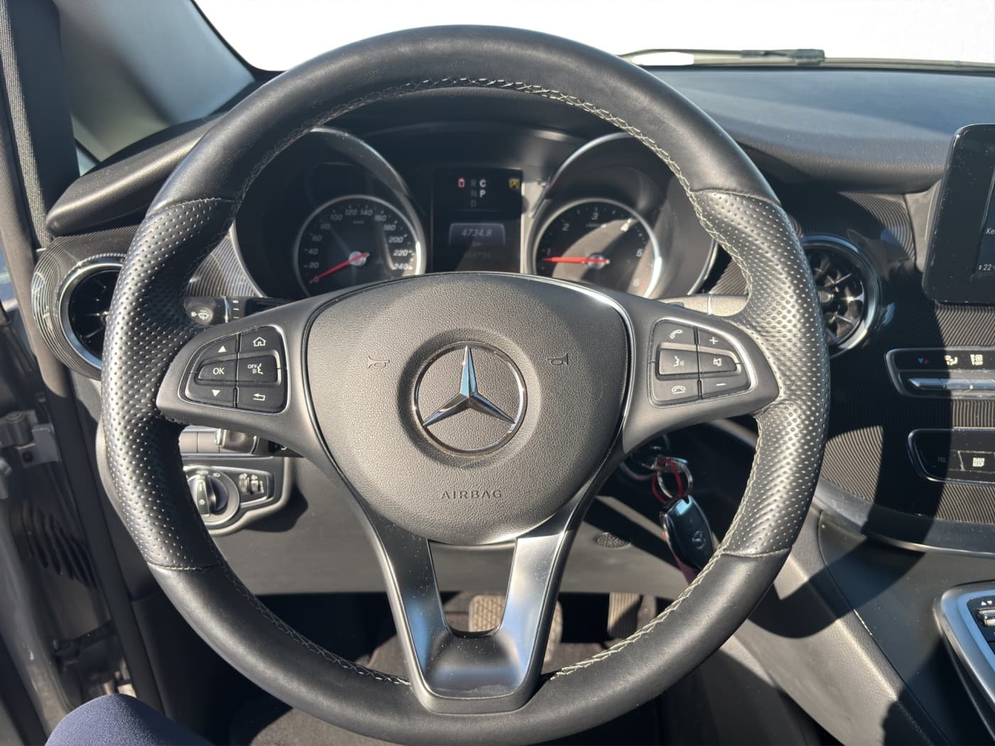 Mercedes-Benz V 220 d Rise kompakt Bild 10