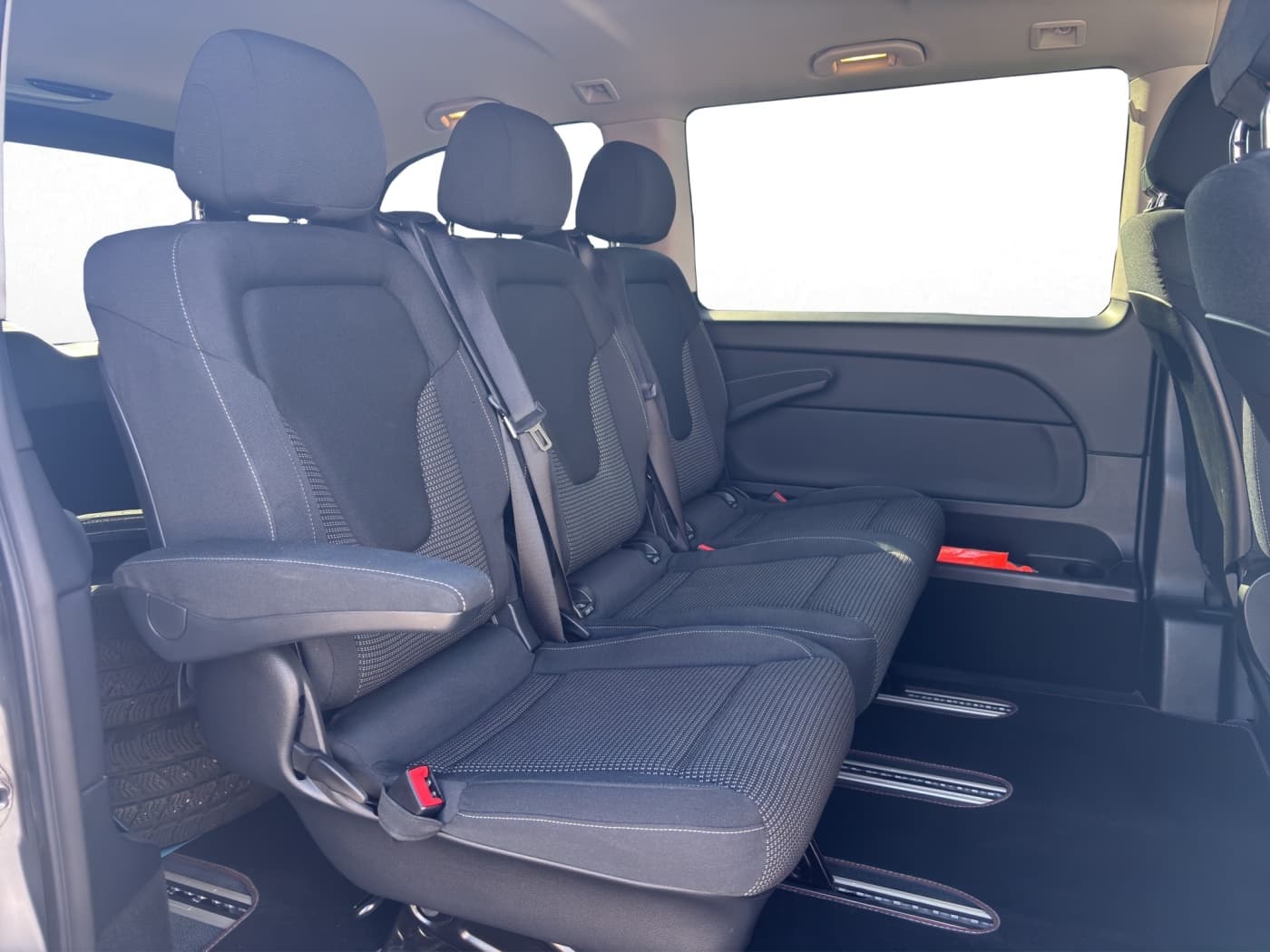 Mercedes-Benz V 220 d Rise kompakt Bild 16
