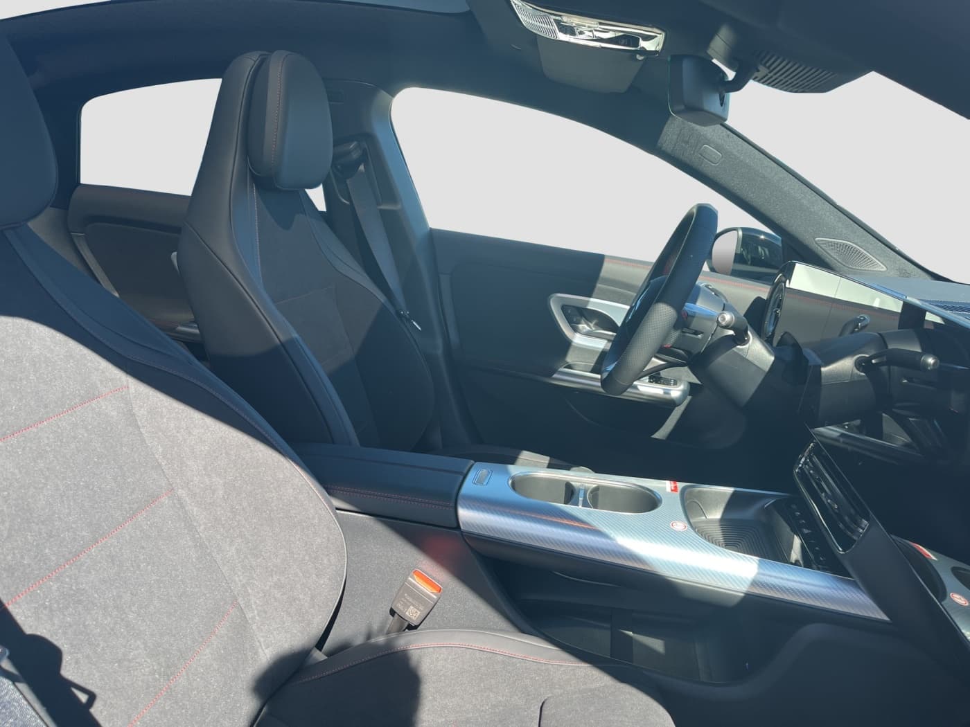 Mercedes-Benz CLA 200 Bild 13