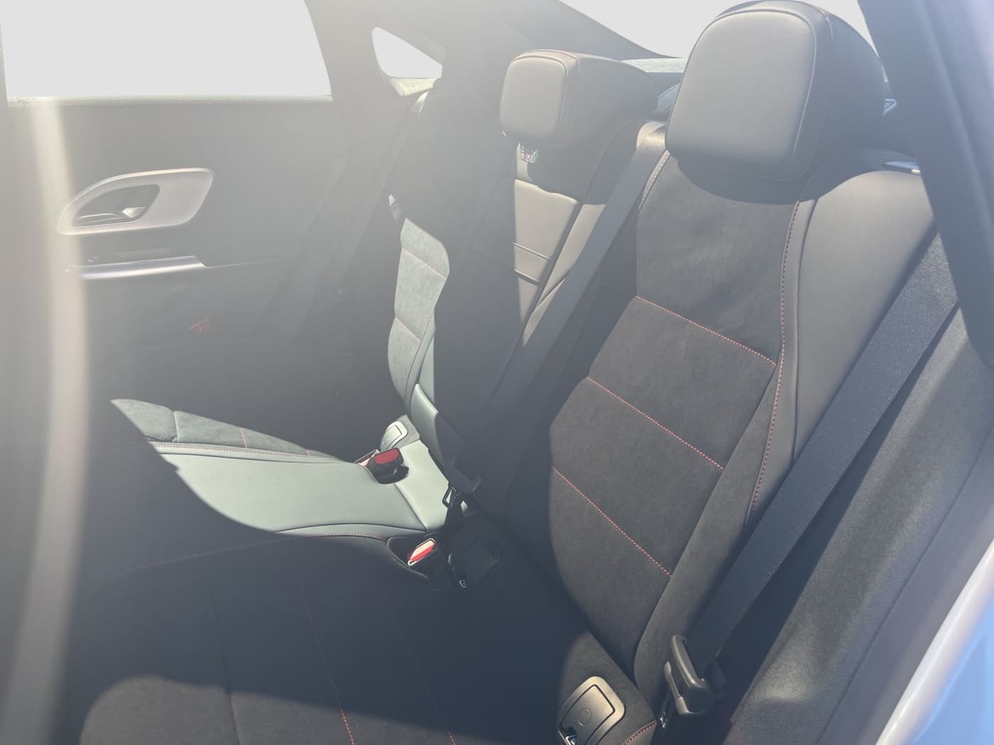 Mercedes-Benz CLA 200 Bild 15