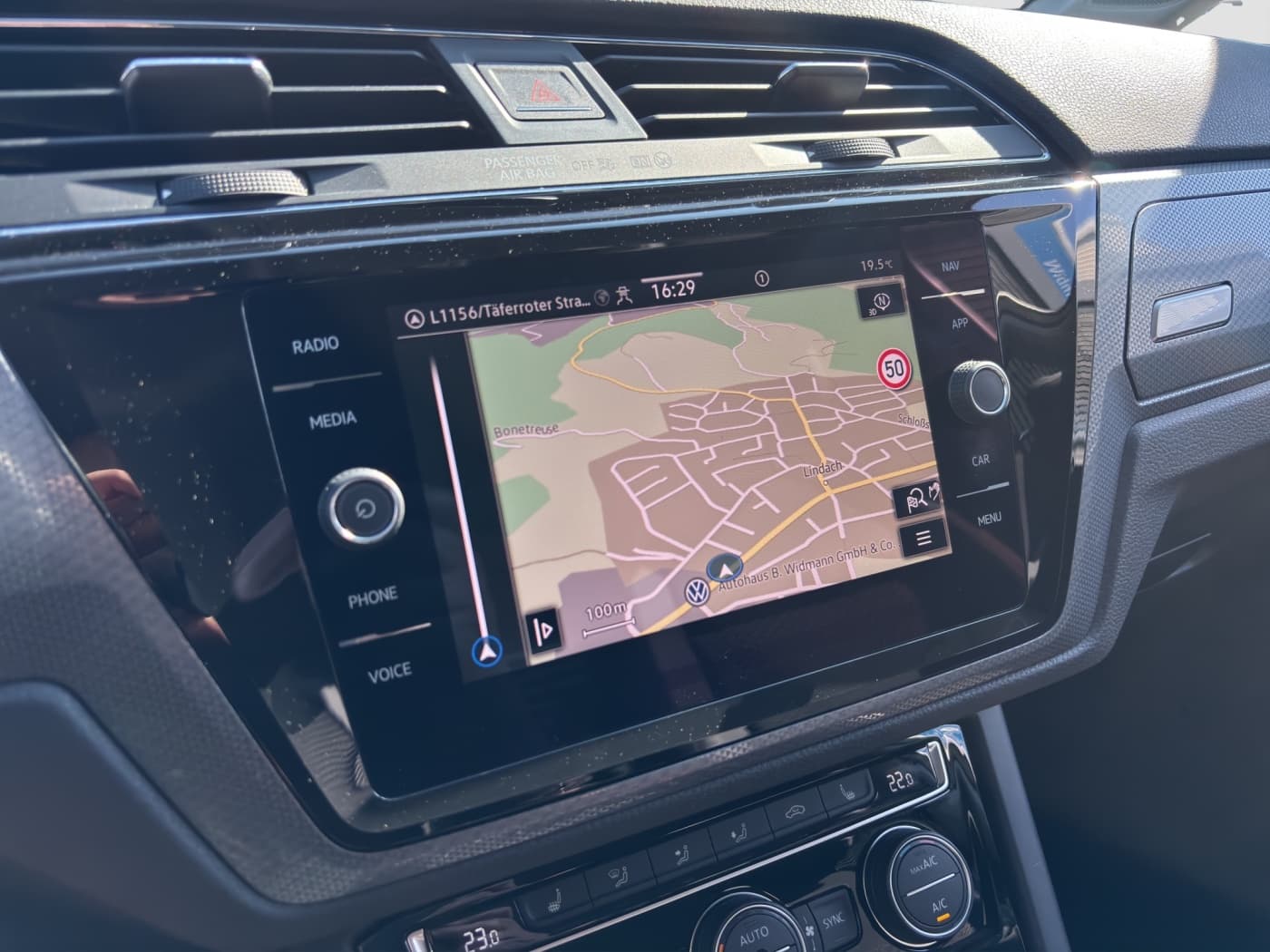 Volkswagen Touran 1.5 TSI Active Bild 11