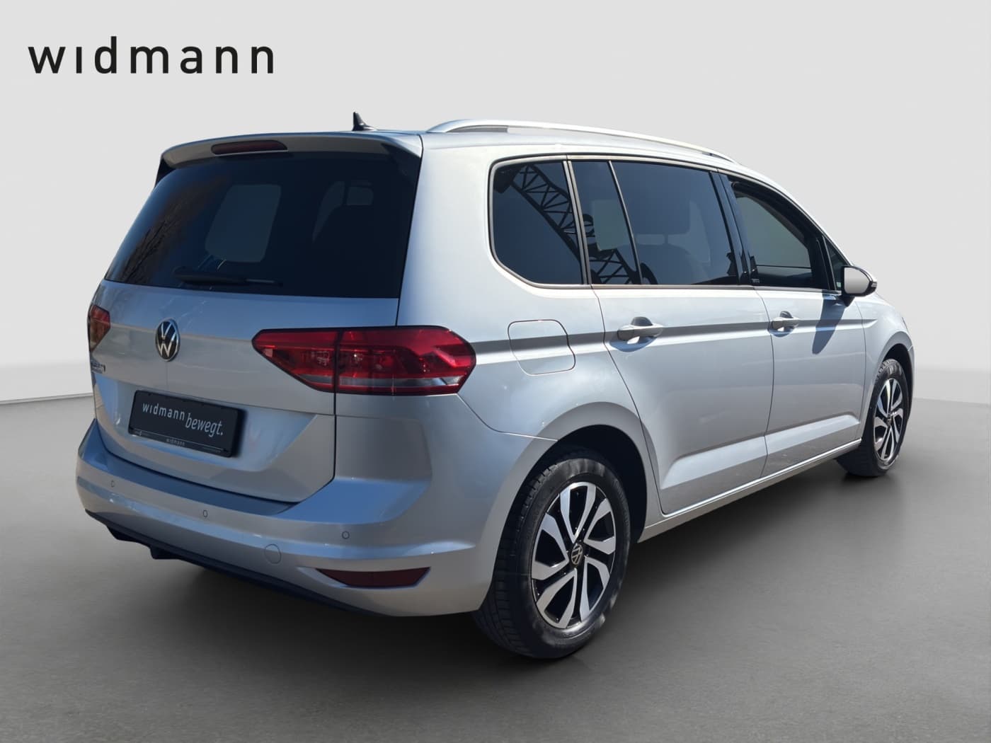 Volkswagen Touran 1.5 TSI Active Bild 3