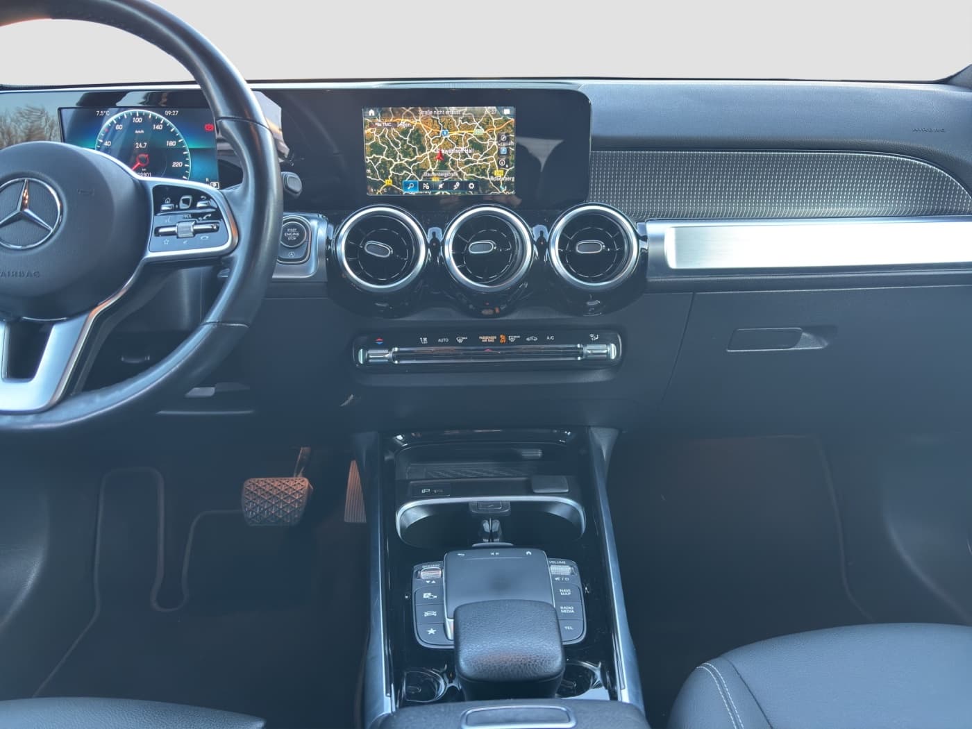 Mercedes-Benz GLB 220 d Bild 13