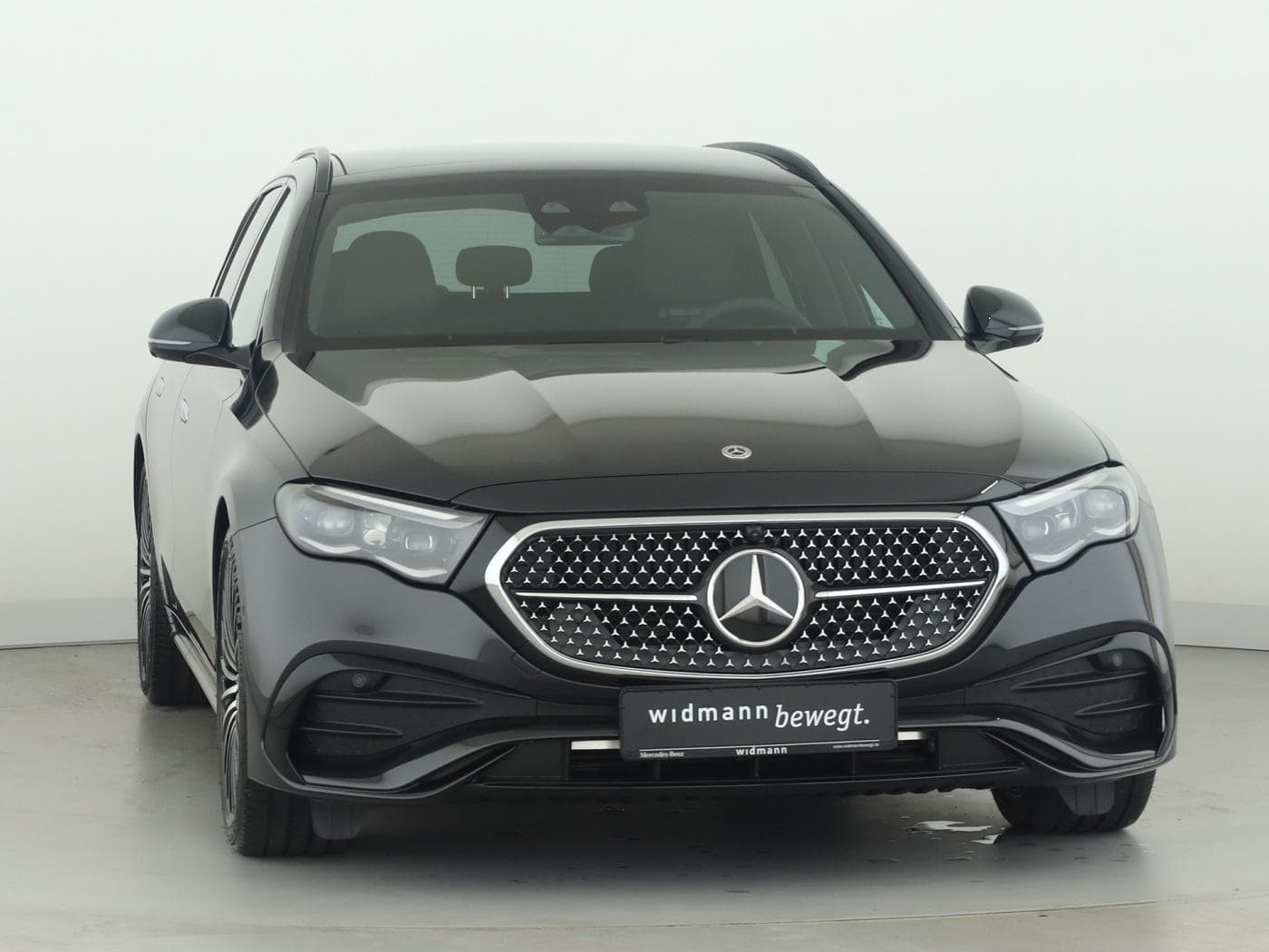 Mercedes-Benz E 220 d T-Modell Bild 3