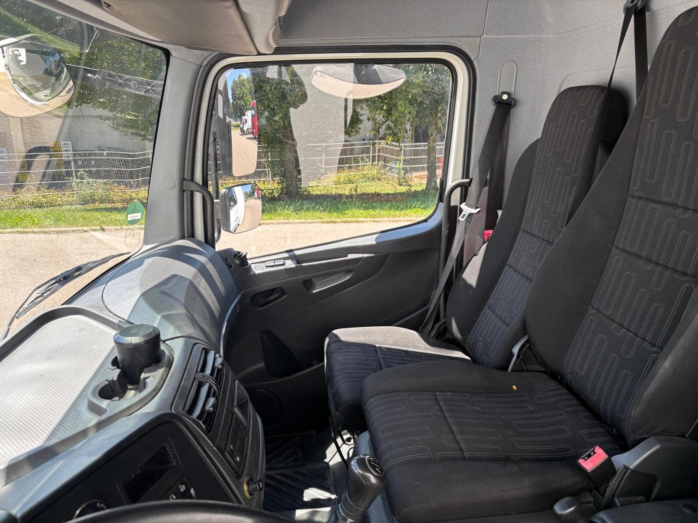 Mercedes-Benz 818 L Bild 11