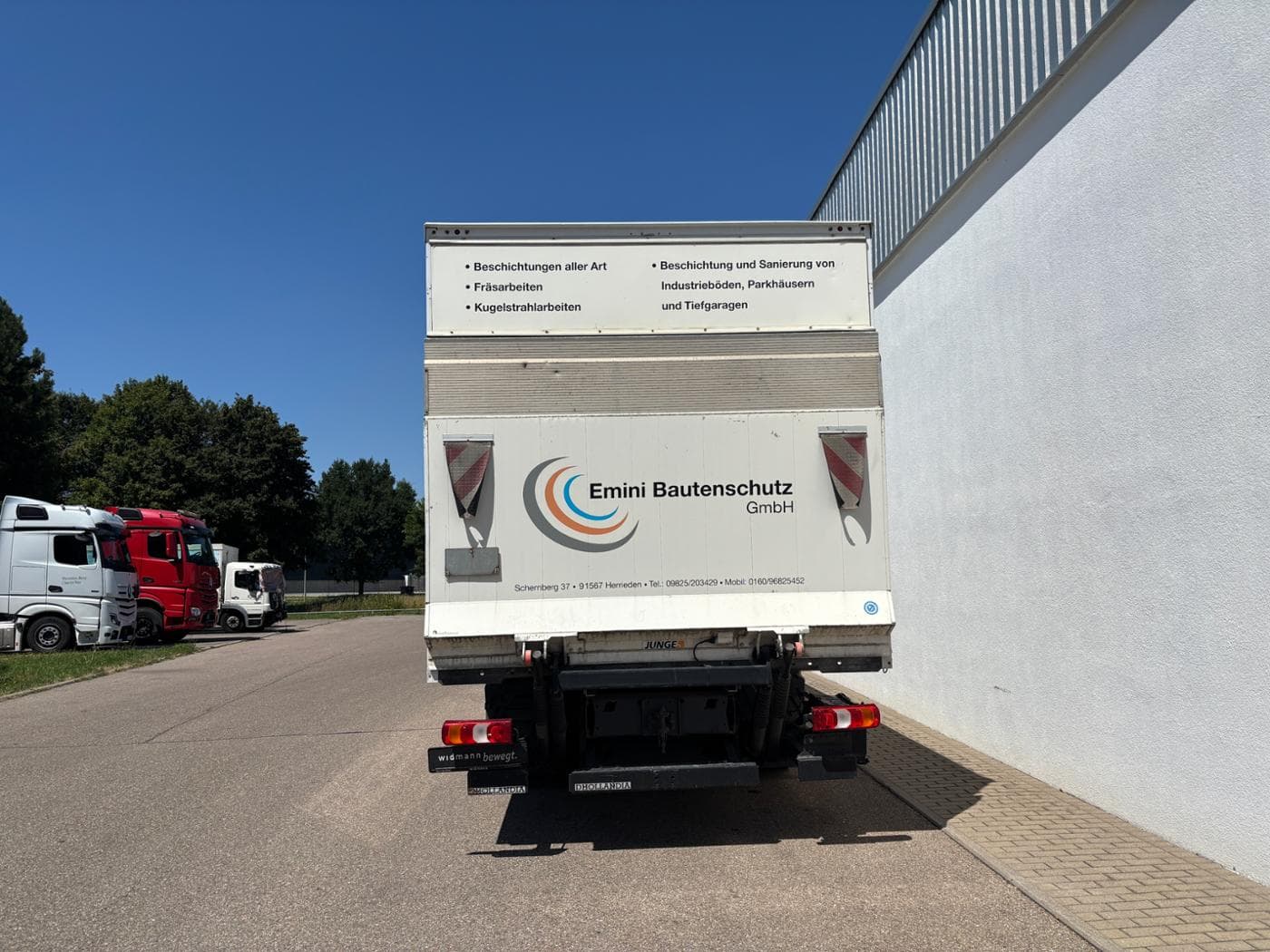 Mercedes-Benz 818 L Bild 4