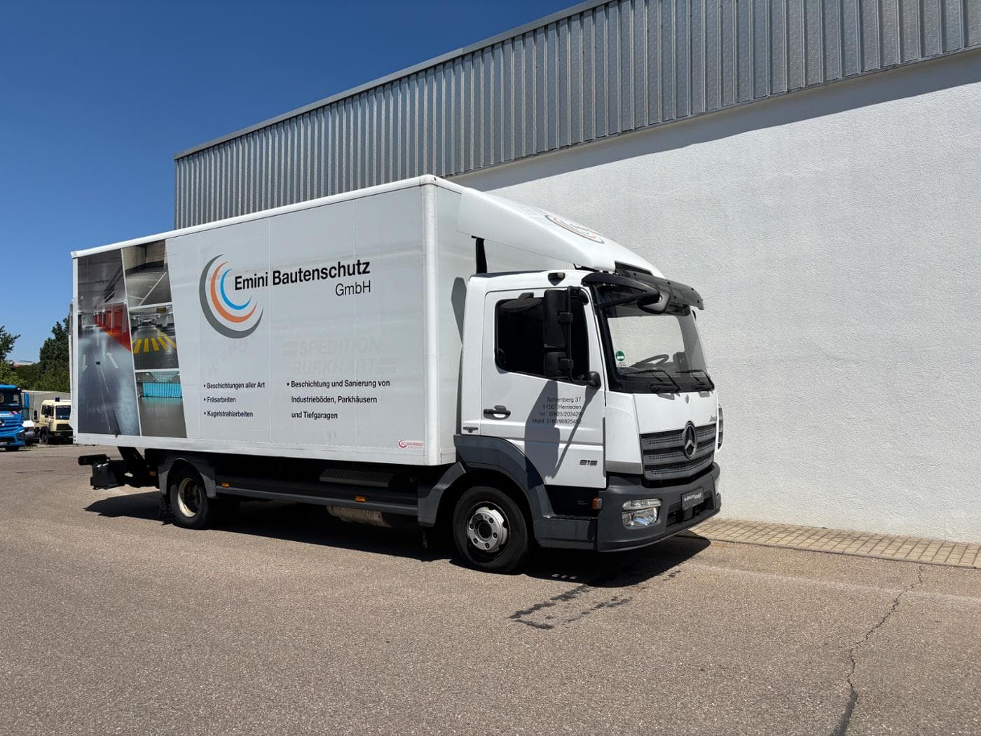 Mercedes-Benz 818 L Bild 7