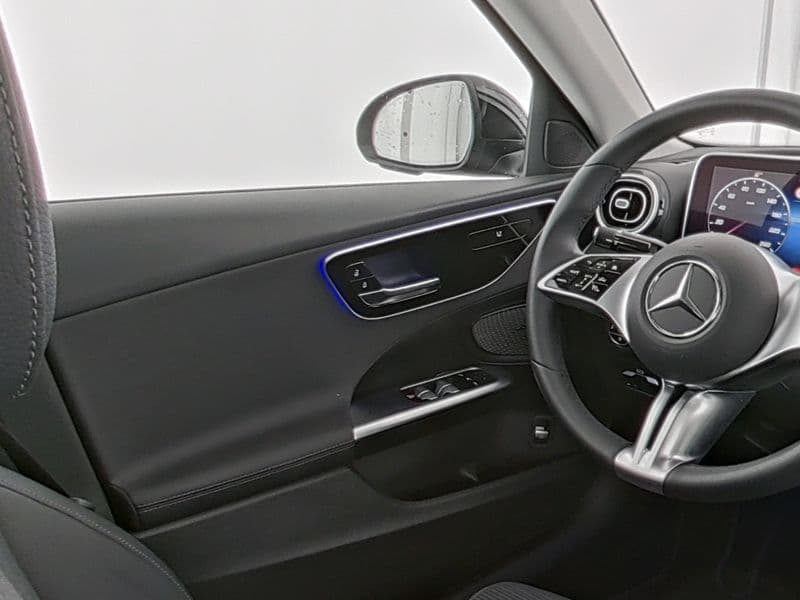 Mercedes-Benz C 180 Bild 9