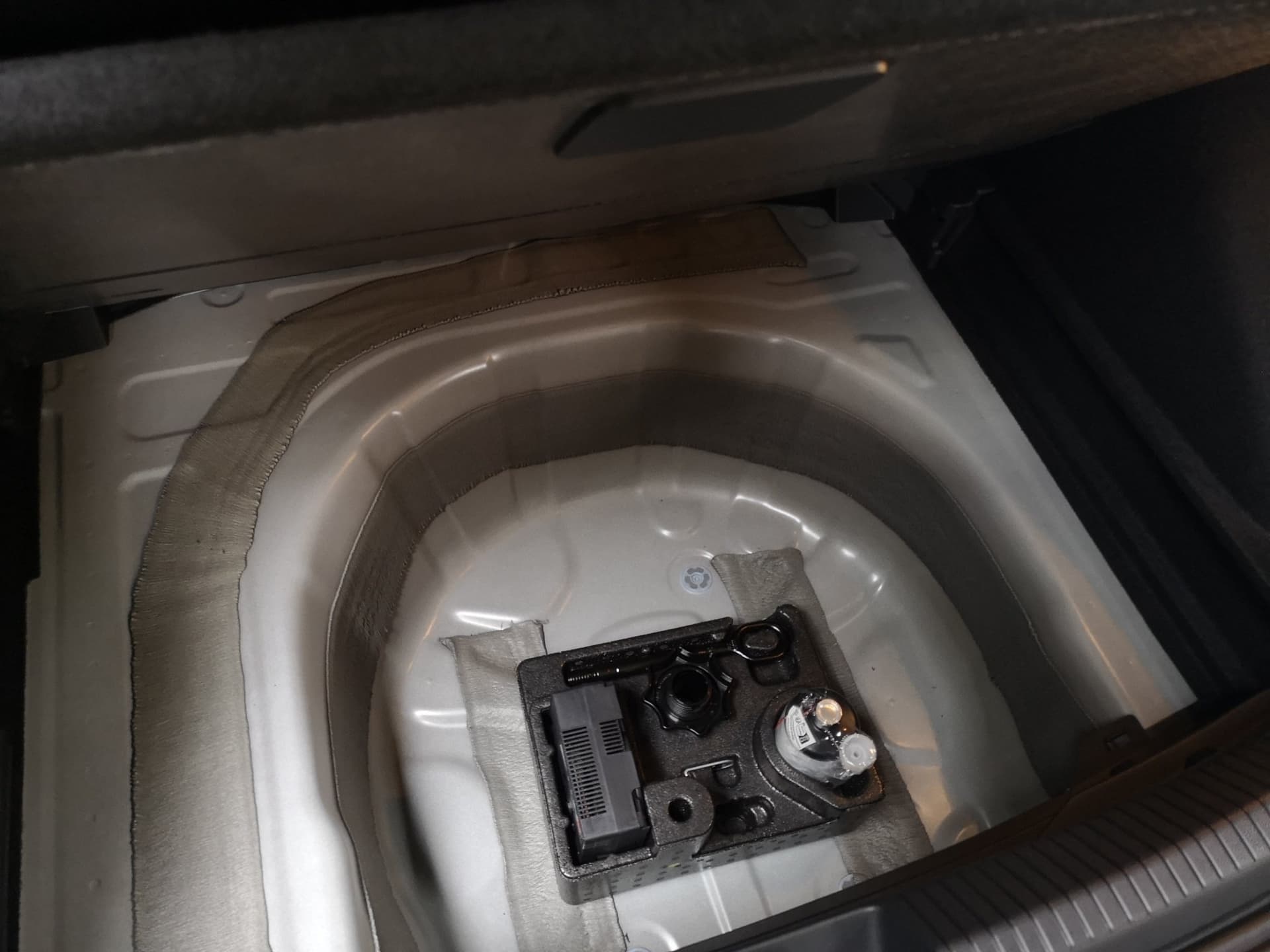 Volkswagen Taigo Life 1.0 l TSI OPF  5-Gang Bild 21