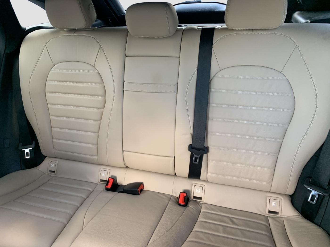 Mercedes-Benz EQC 400 4M Bild 16