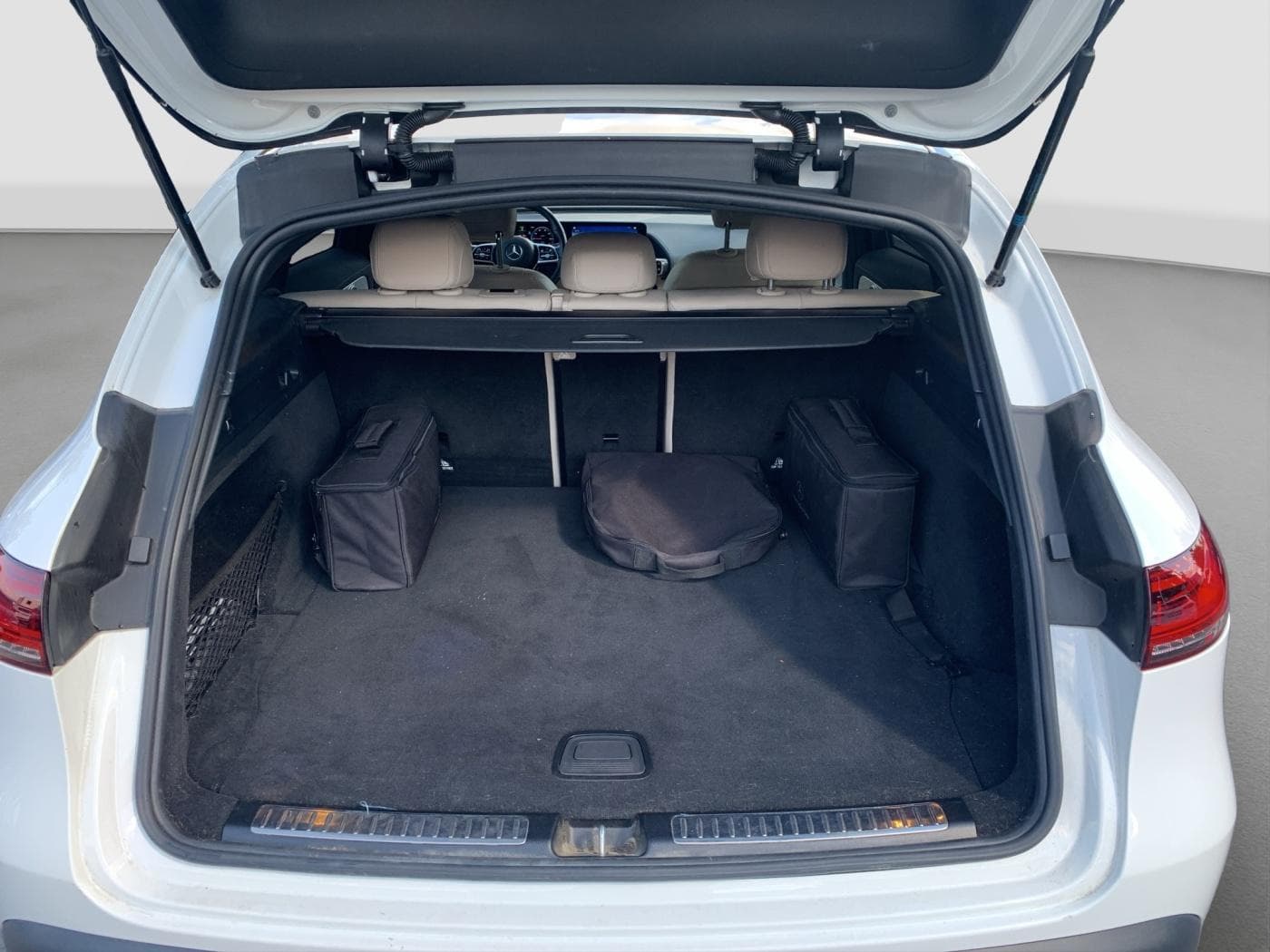 Mercedes-Benz EQC 400 4M Bild 18